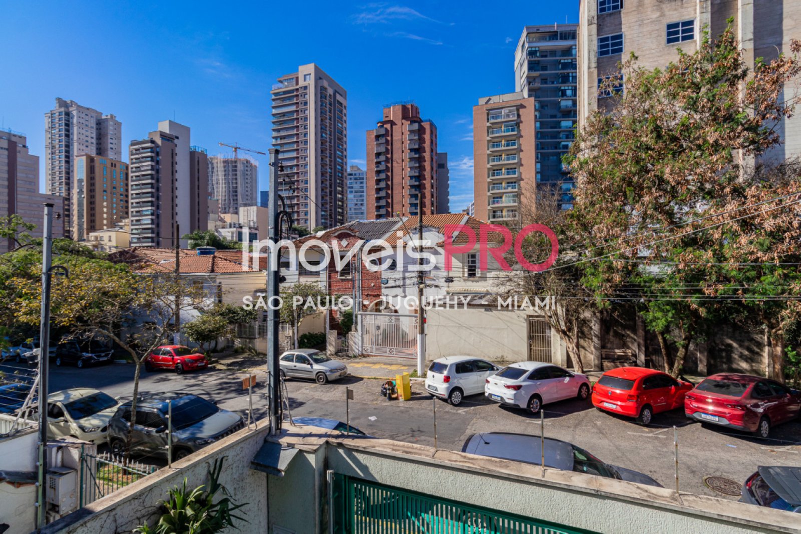 Foto :: https://assets.imoveispro.com.br/thumb/IP40233/casa-venda-vila-mariana_IP40233_23_1920x1080.jpg?