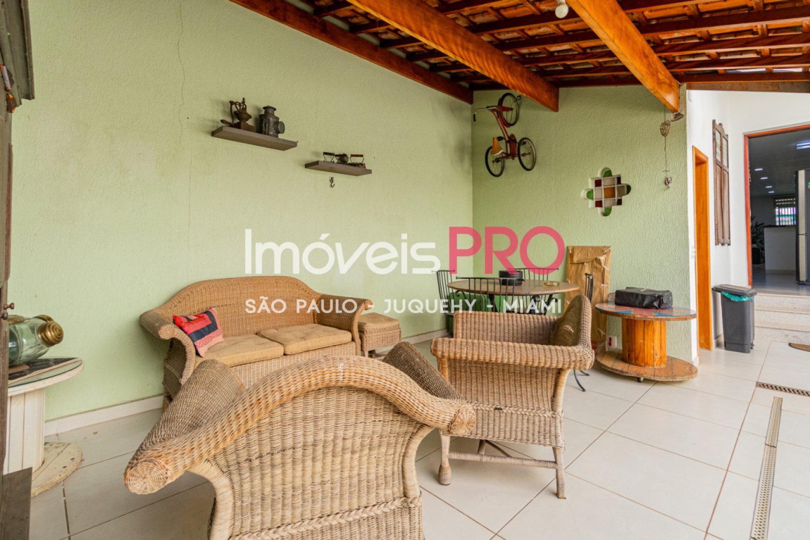 Foto :: IP40233
