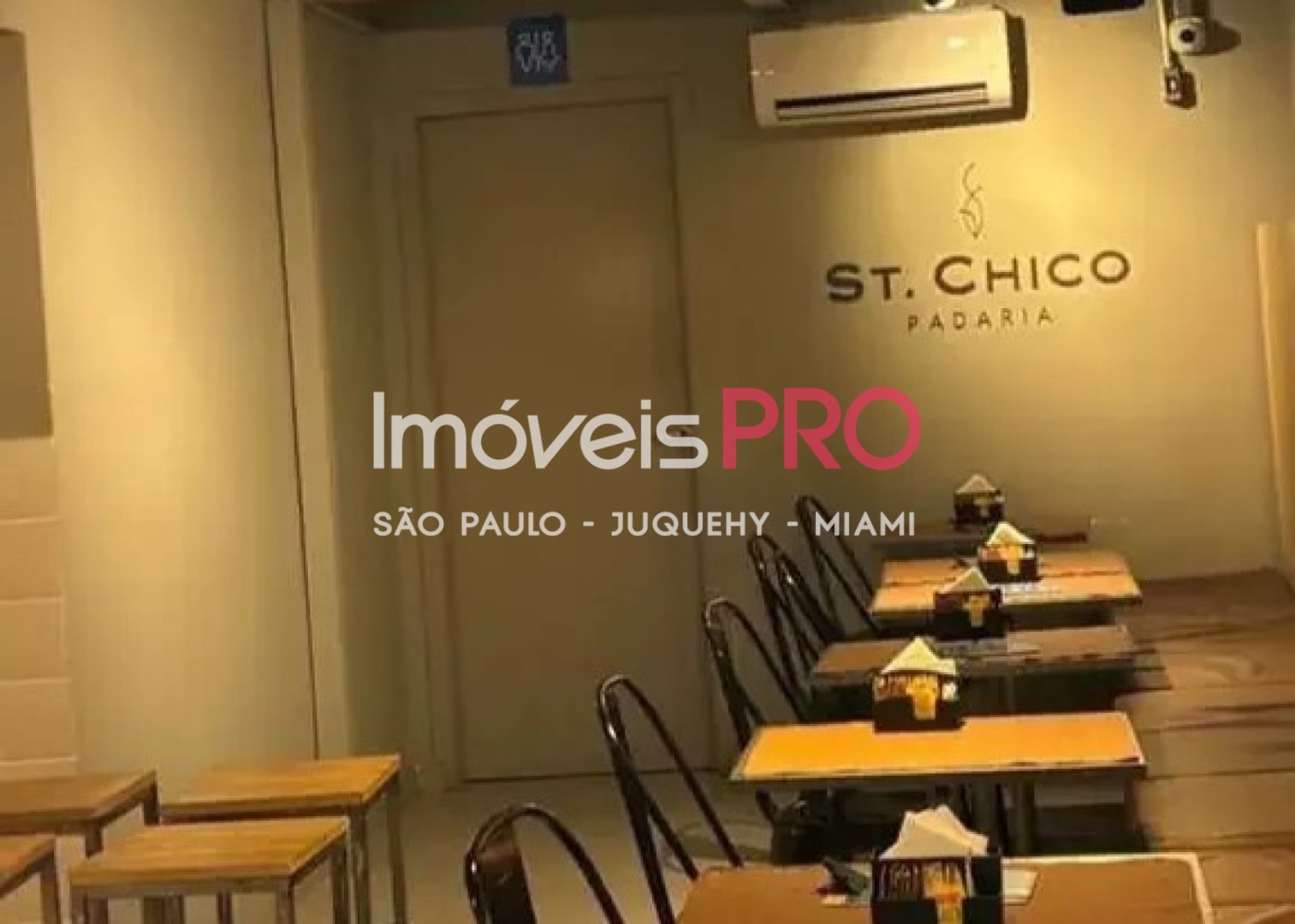 Foto :: IP40235