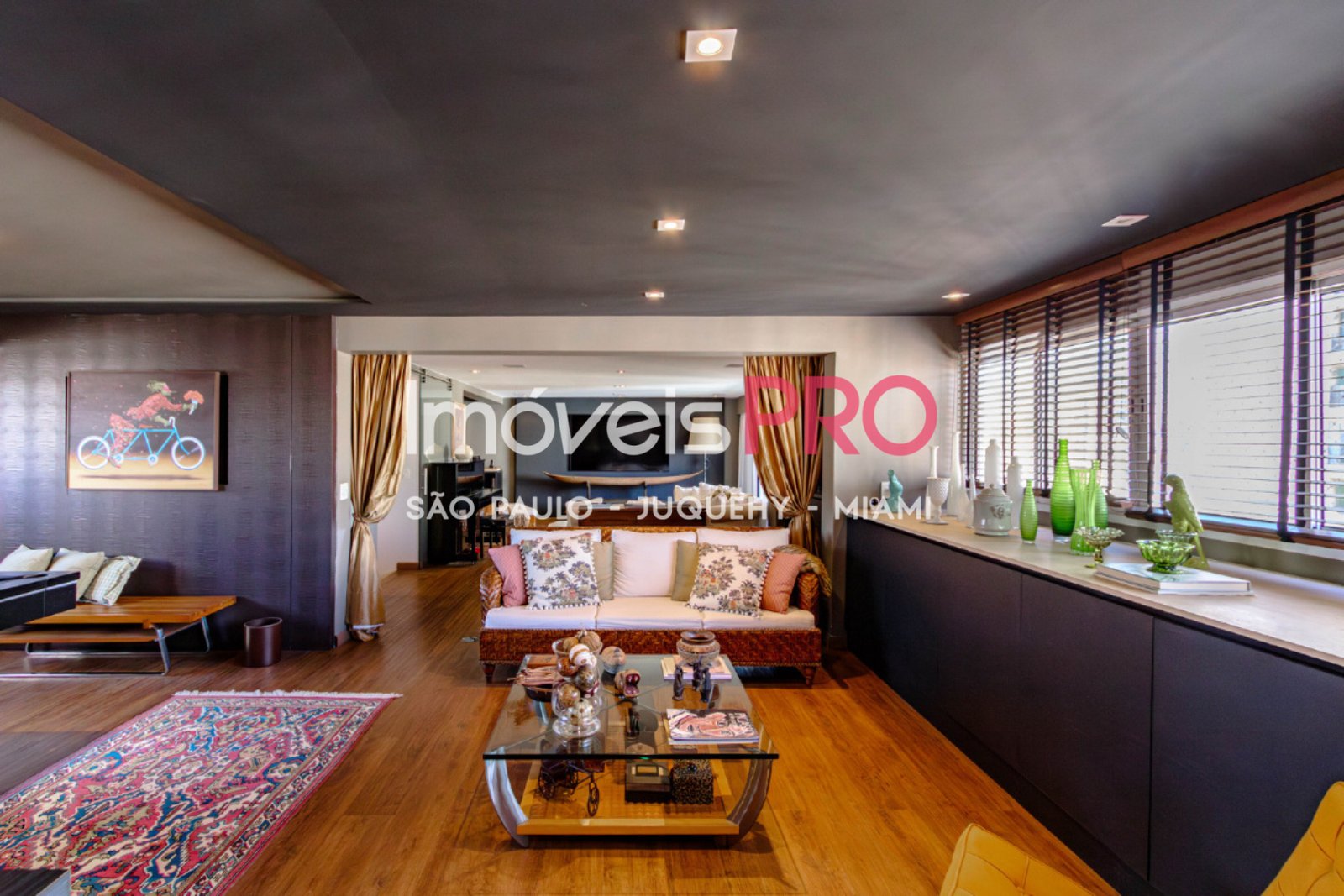 Foto :: https://assets.imoveispro.com.br/thumb/IP40240/cobertura-venda-campo-belo_IP40240_11_1920x1080.jpg?