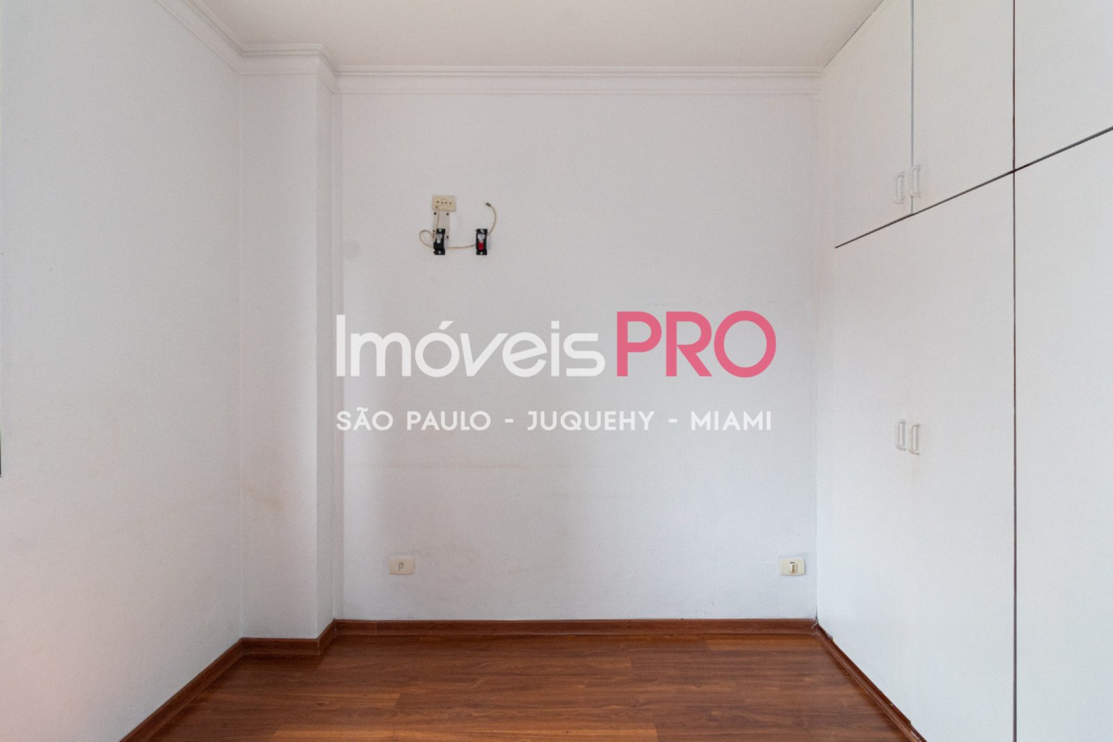 Foto :: https://assets.imoveispro.com.br/thumb/IP40248/apartamento-venda-moema-passaros_IP40248_11_1920x1080.jpg?