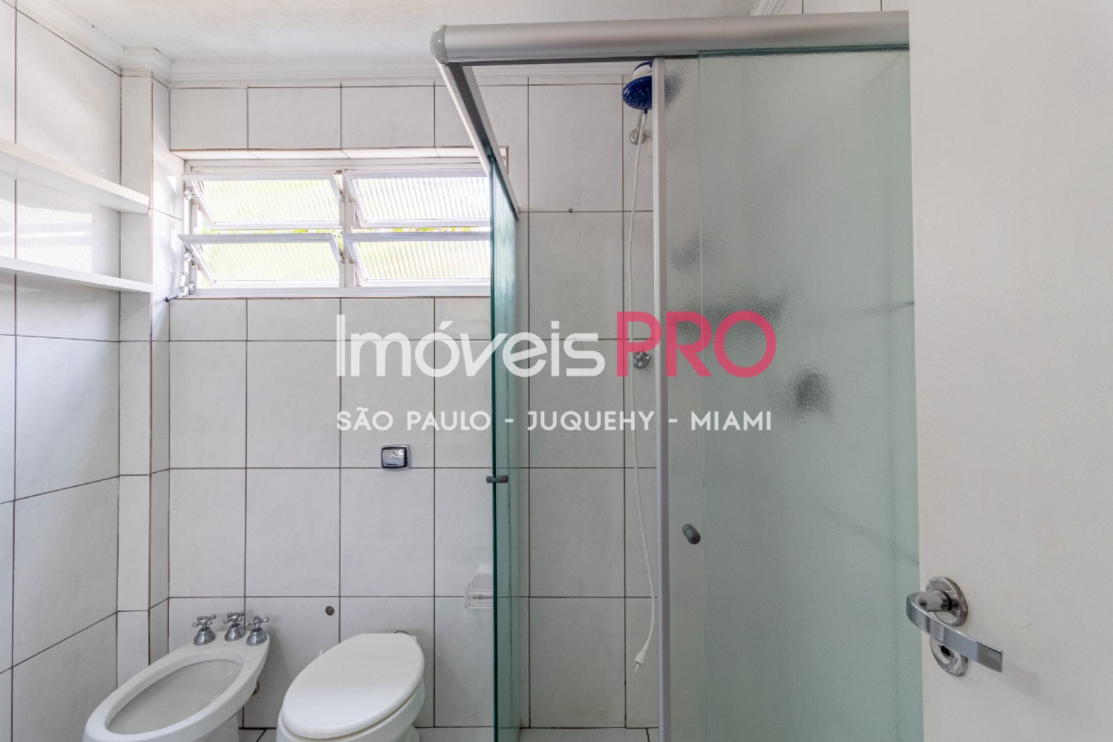 Foto :: IP40248