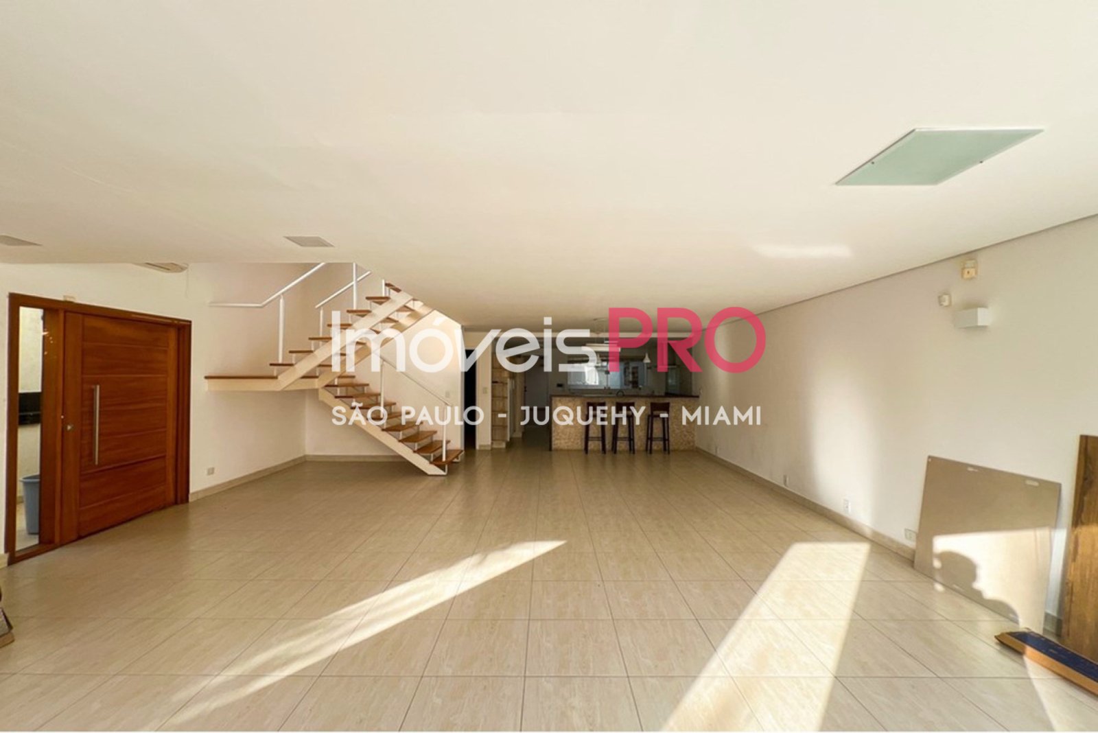 Foto :: IP40258