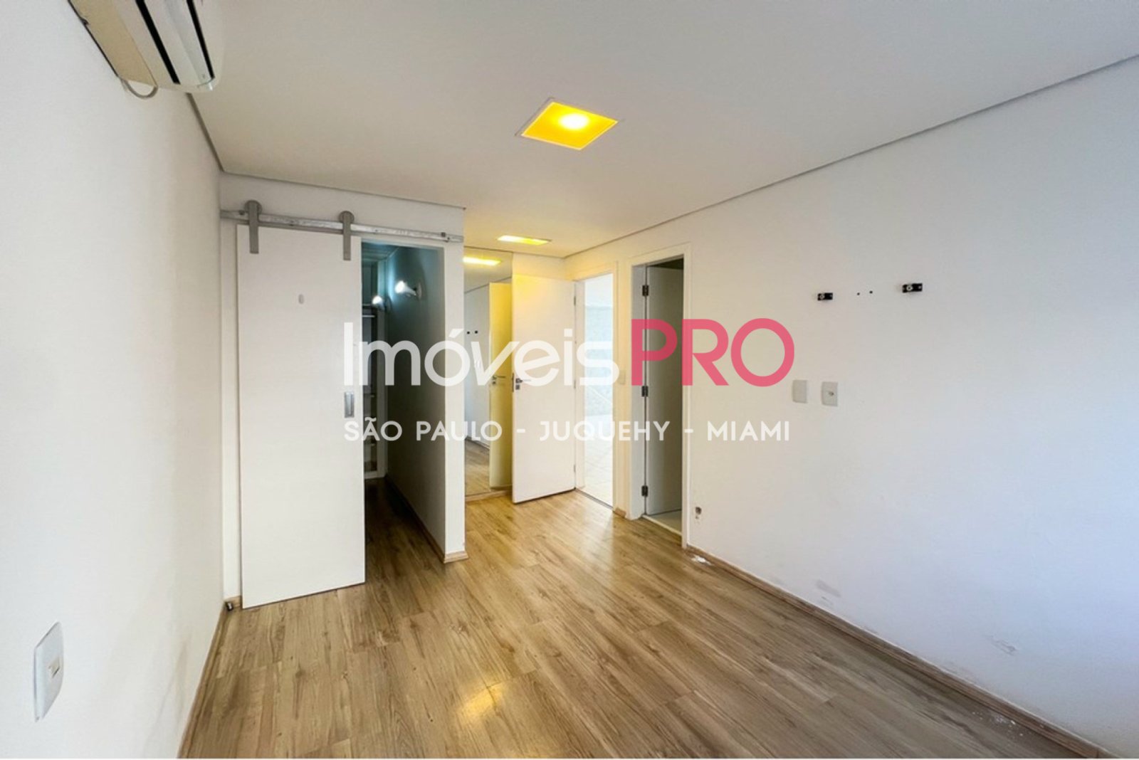 Foto :: https://assets.imoveispro.com.br/thumb/IP40258/casa-venda-mirandopolis_IP40258_29_1920x1080.jpg?