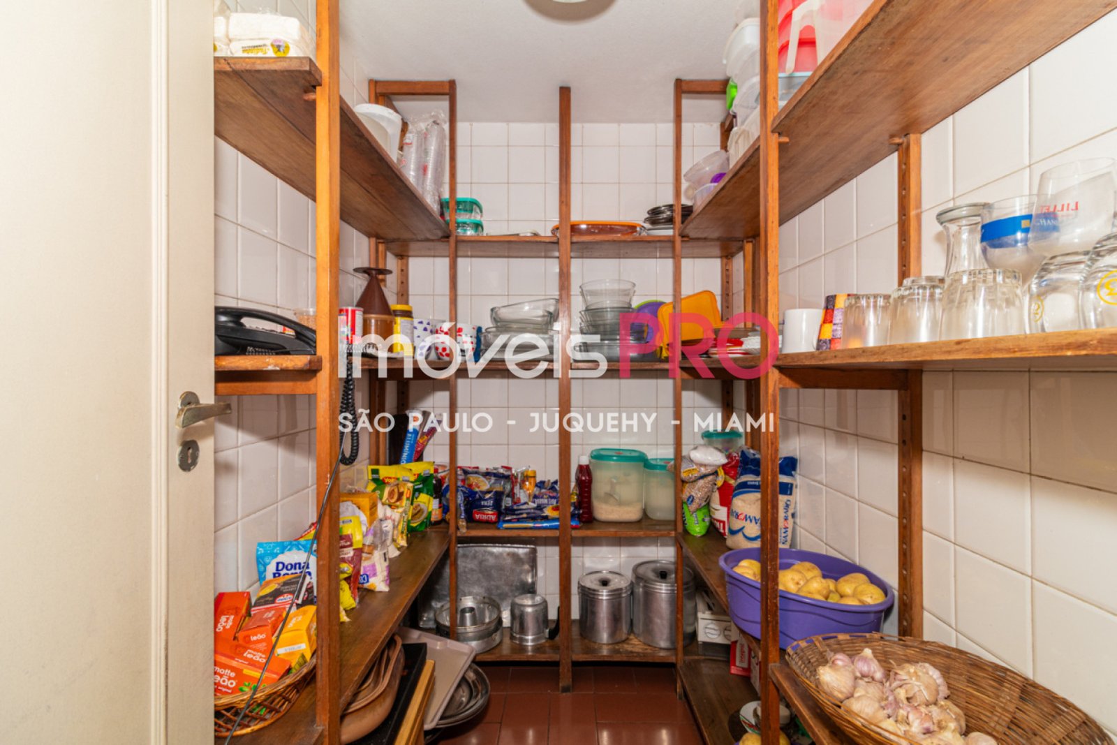 Foto :: https://assets.imoveispro.com.br/thumb/IP40261/casa-de-vila-venda-vila-clementino_IP40261_35_1920x1080.jpg?