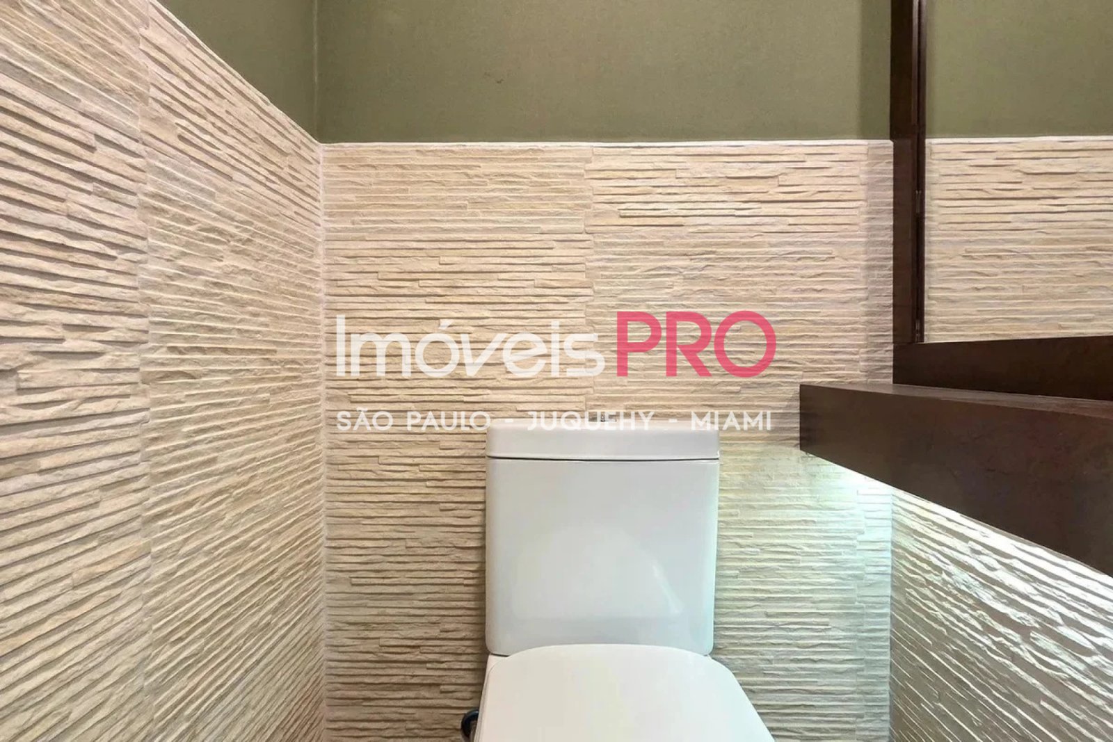 Foto :: https://assets.imoveispro.com.br/thumb/IP40263/apartamento-venda-itaim-bibi_IP40263_23_1920x1080.jpg?