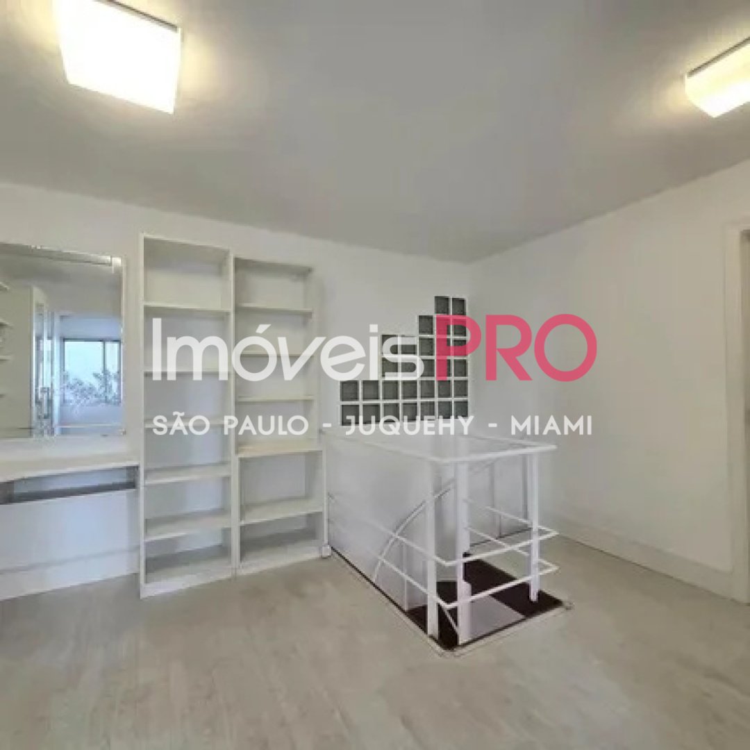 Foto :: IP40263