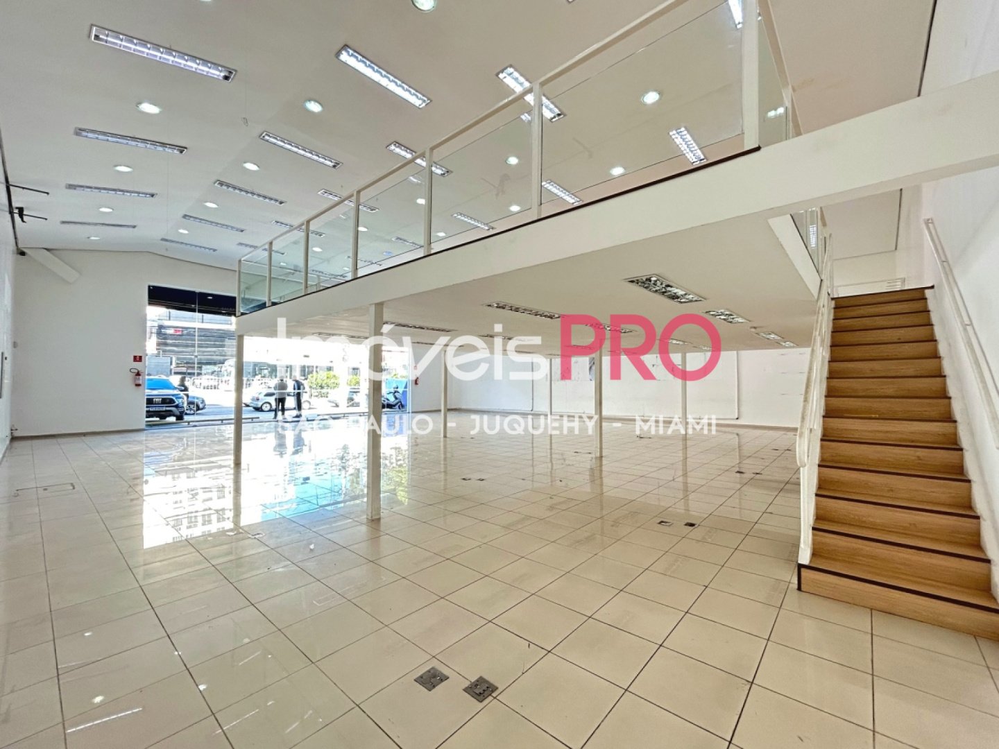 Foto :: https://assets.imoveispro.com.br/thumb/IP40272/comercial-aluguel-moema_IP40272_11_1920x1080.jpg?