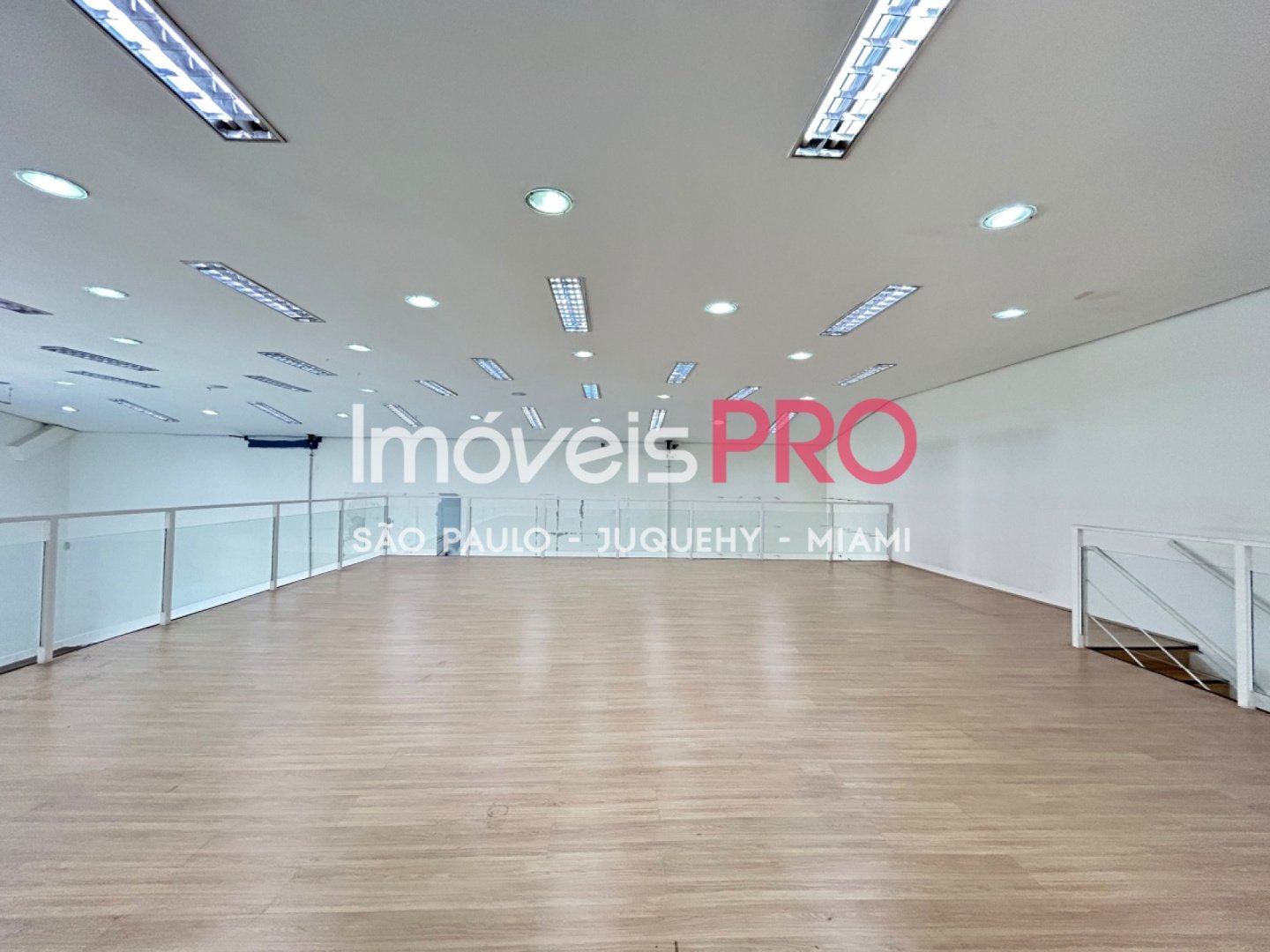 Foto :: https://assets.imoveispro.com.br/thumb/IP40272/comercial-aluguel-moema_IP40272_17_1920x1080.jpg?