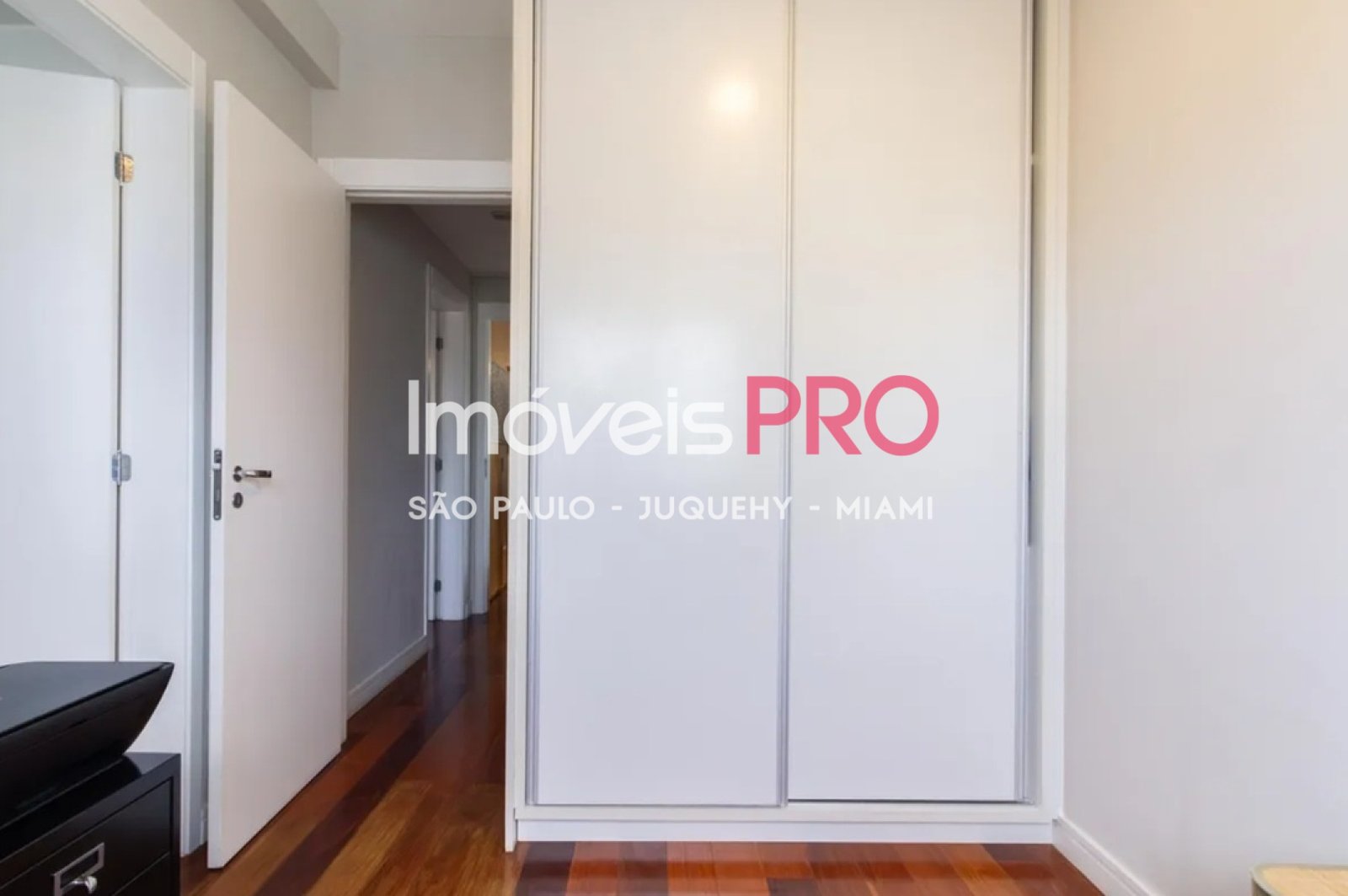 Foto :: IP40282