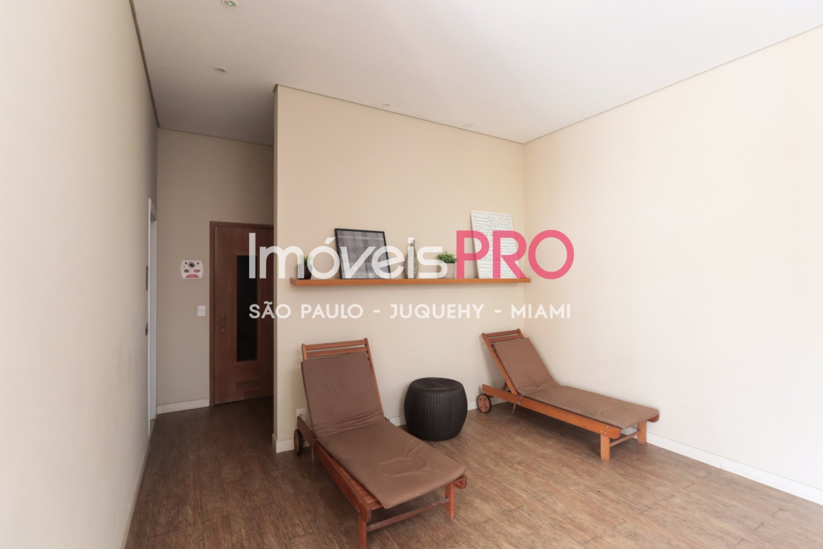 Foto :: IP40282