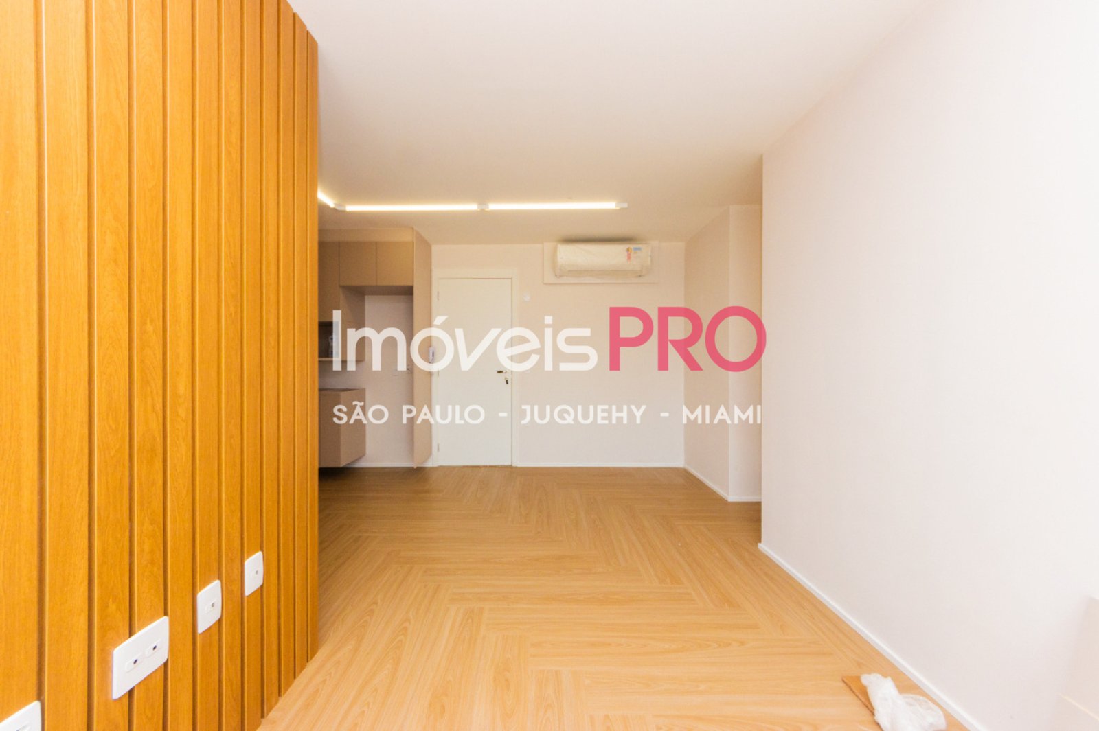 Foto :: IP40289