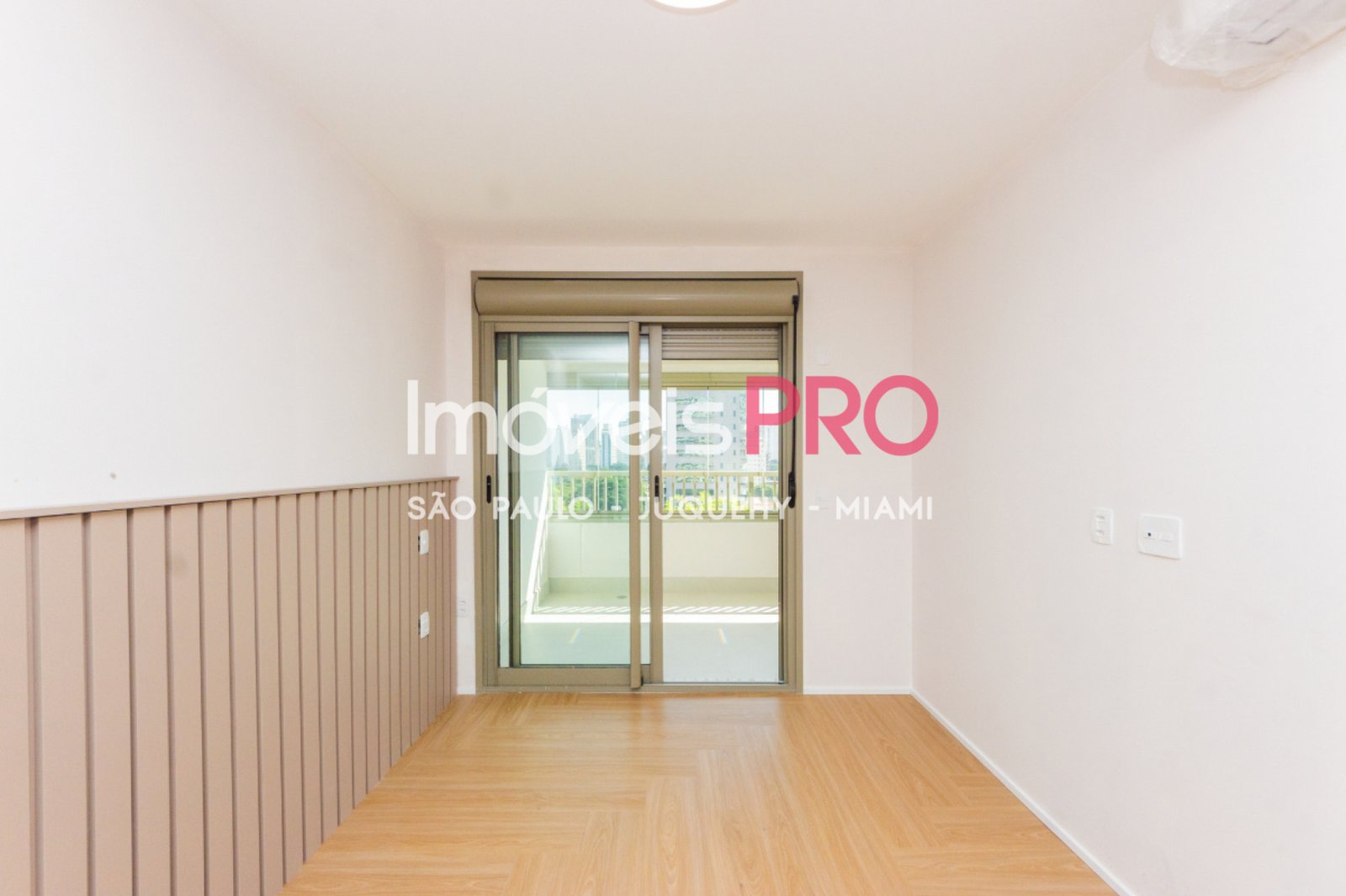 Foto :: IP40289