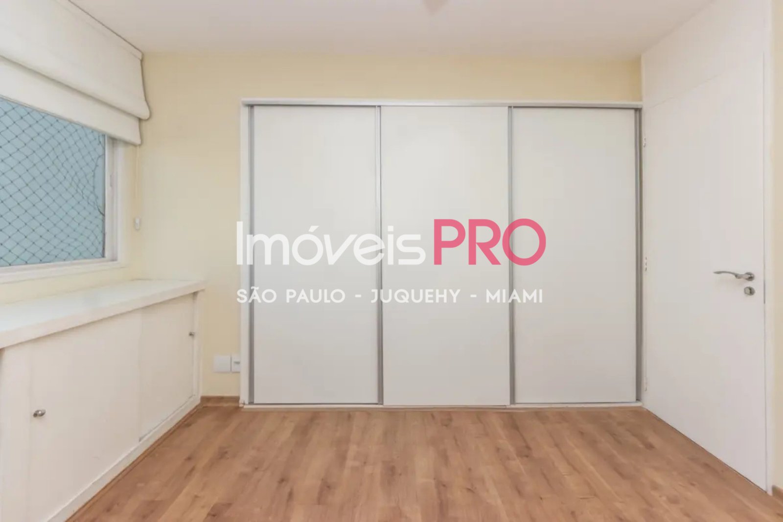 Foto :: https://assets.imoveispro.com.br/thumb/IP40295/apartamento-venda-itaim-bibi_IP40295_11_1920x1080.jpg?