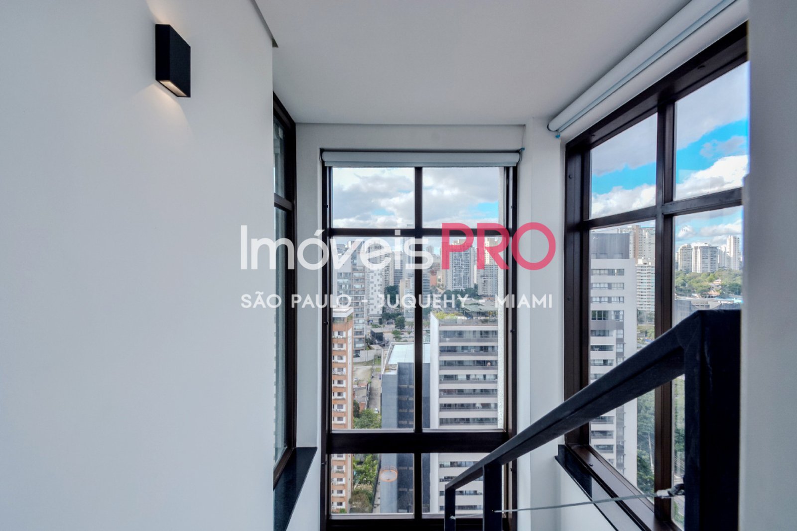 Foto :: IP40299
