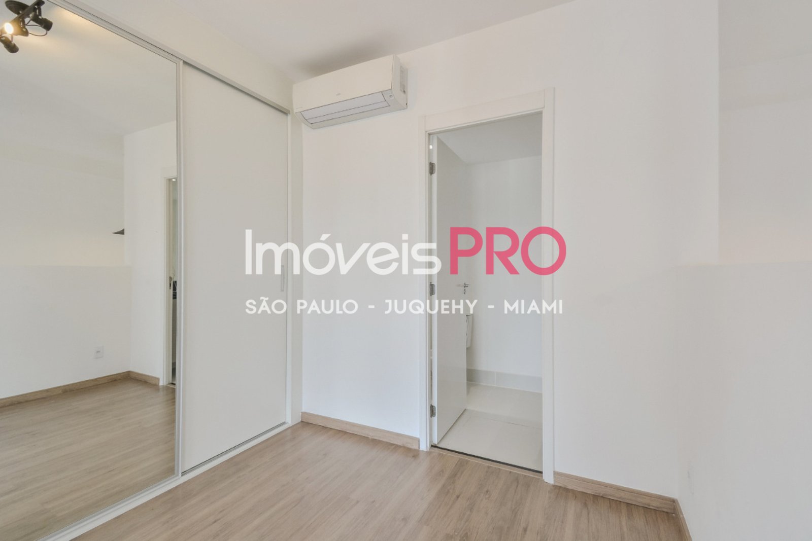 Foto :: https://assets.imoveispro.com.br/thumb/IP40299/apartamento-venda-brooklin_IP40299_29_1920x1080.jpg?