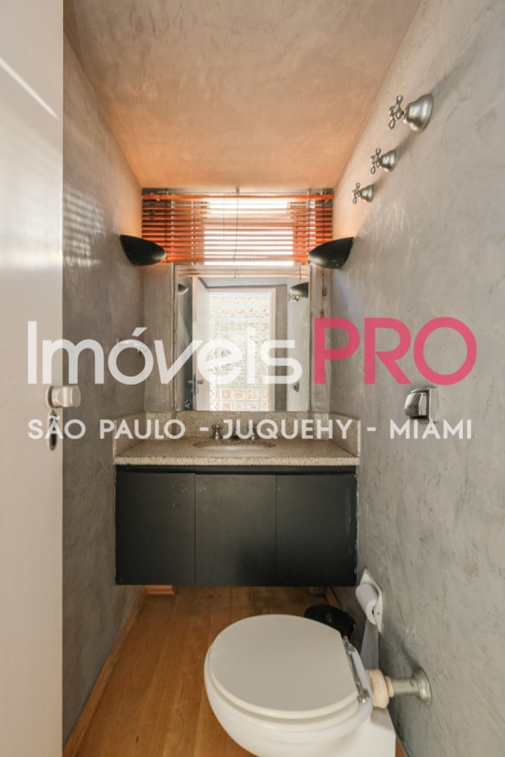 Foto :: IP40307
