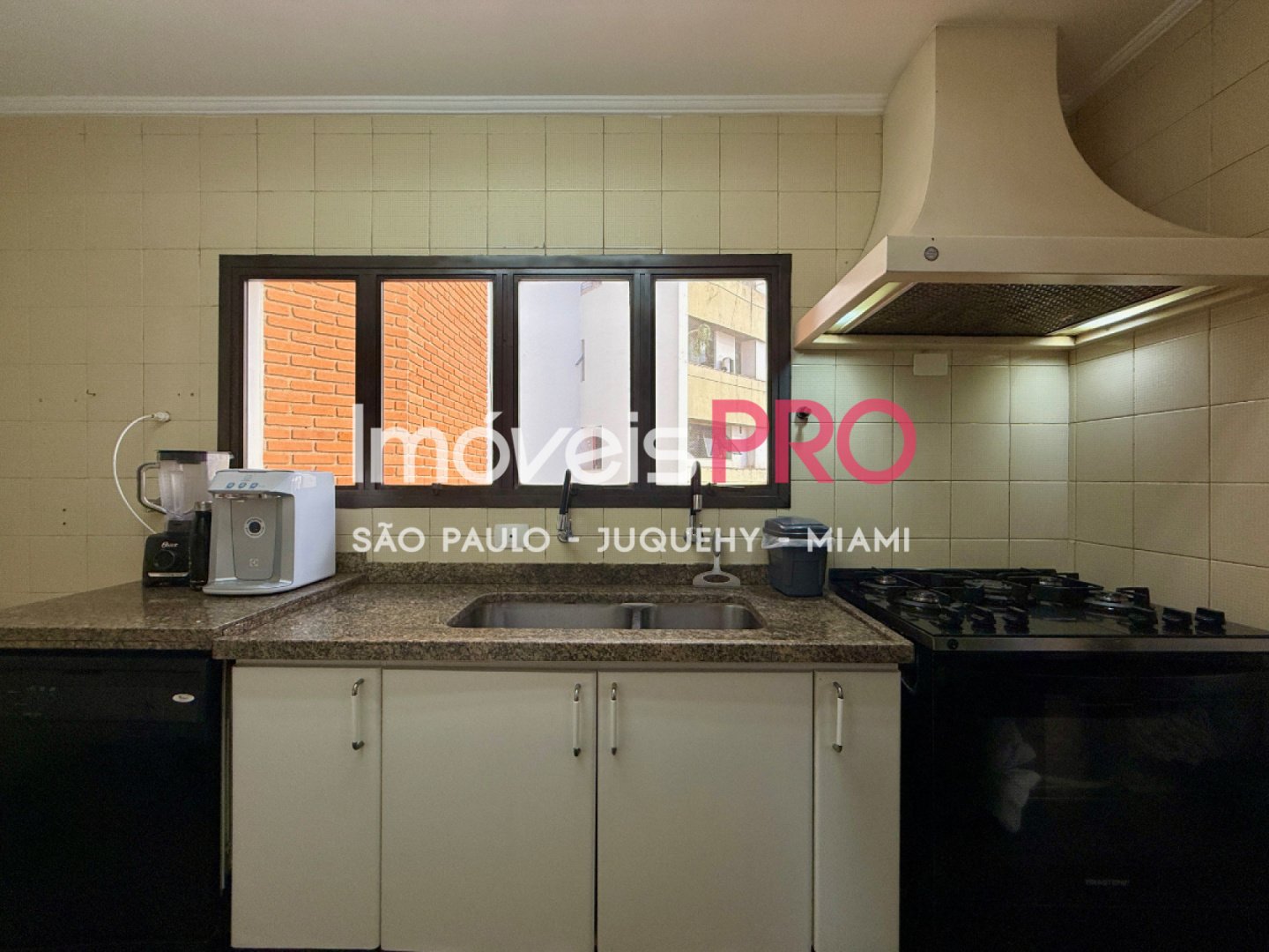 Foto :: IP40308