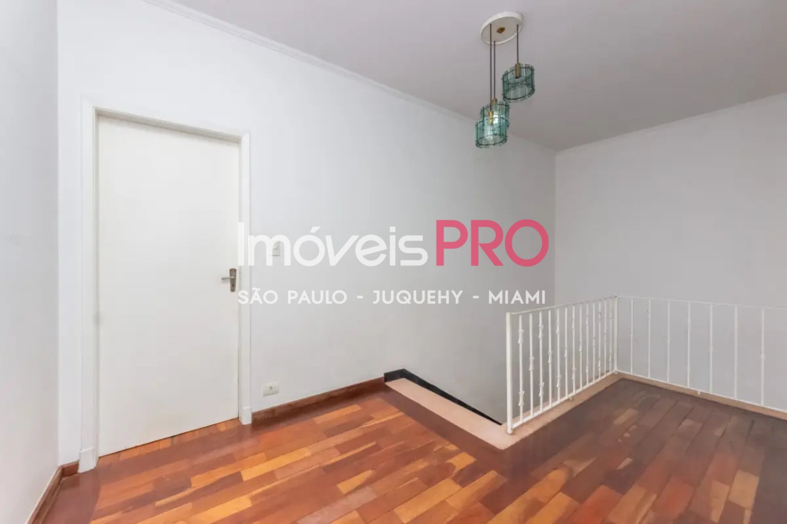 Foto :: https://assets.imoveispro.com.br/thumb/IP40319/casa-de-vila-venda-planalto-paulista_IP40319_17_1920x1080.jpg?