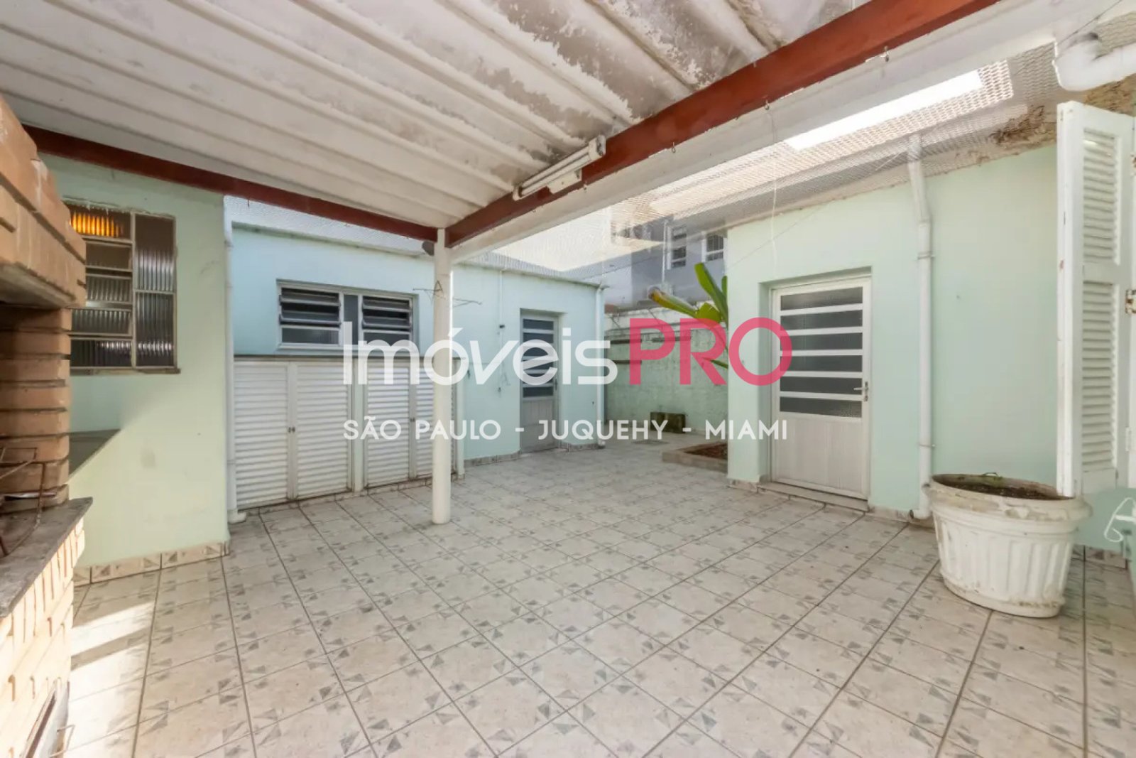 Foto :: https://assets.imoveispro.com.br/thumb/IP40319/casa-de-vila-venda-planalto-paulista_IP40319_29_1920x1080.jpg?