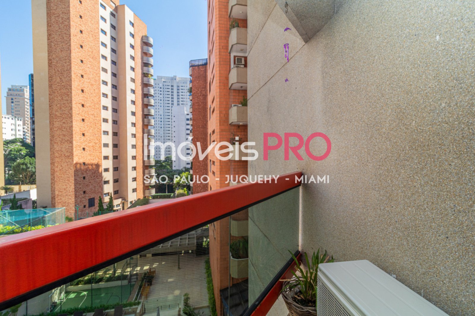 Foto :: https://assets.imoveispro.com.br/thumb/IP40320/apartamento-venda-moema-passaros_IP40320_29_1920x1080.jpg?