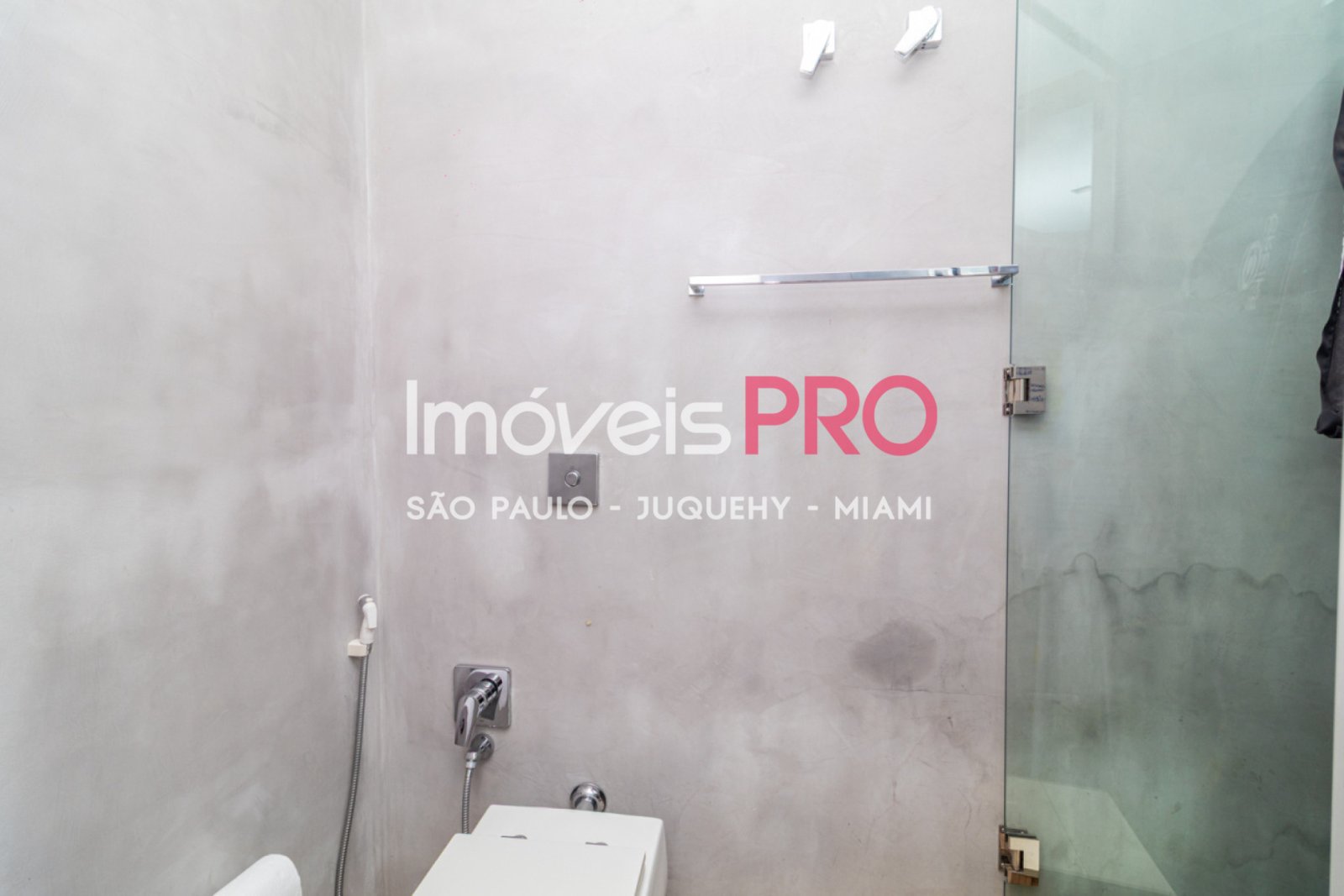 Foto :: https://assets.imoveispro.com.br/thumb/IP40320/apartamento-venda-moema-passaros_IP40320_35_1920x1080.jpg?