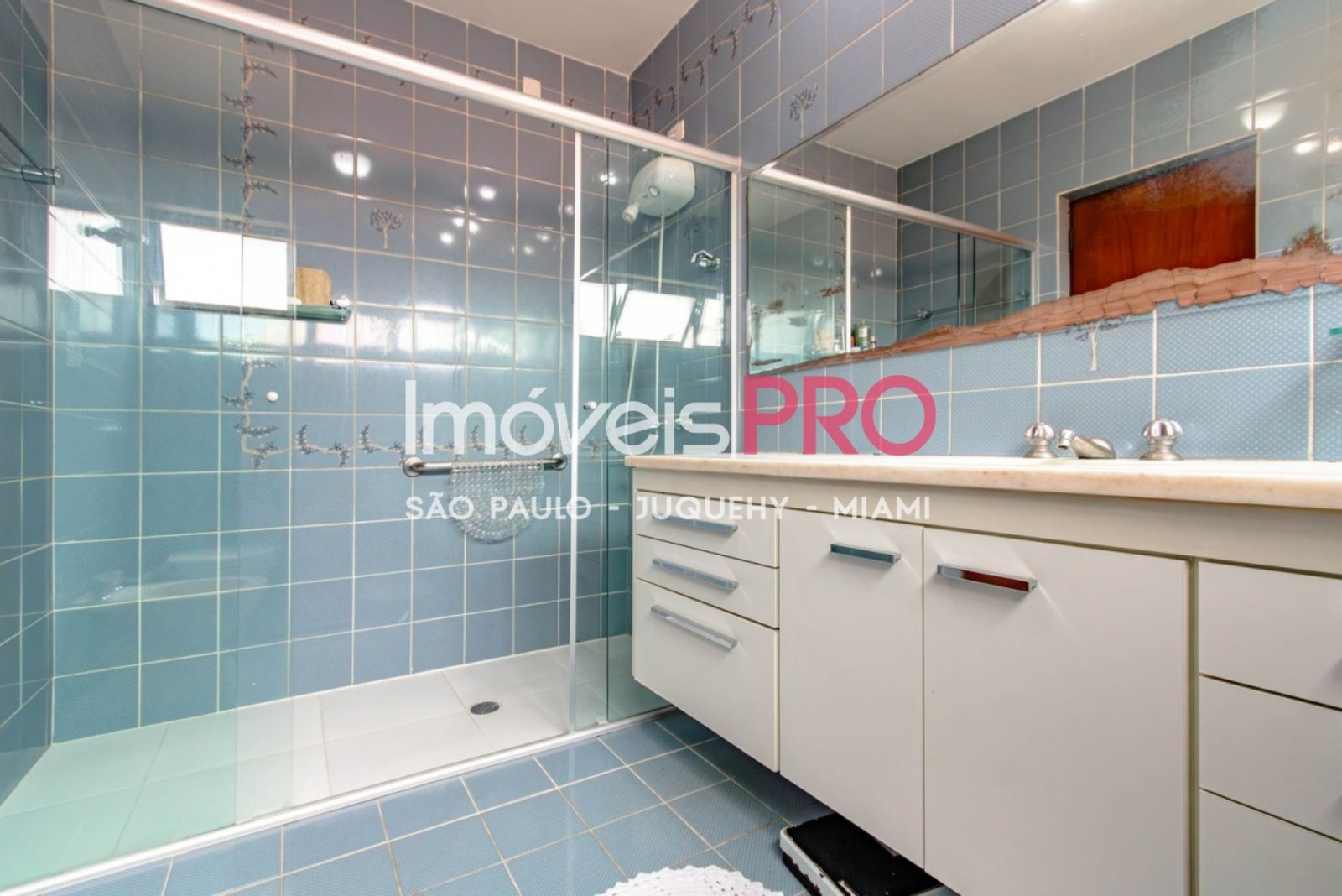 Foto :: IP40322