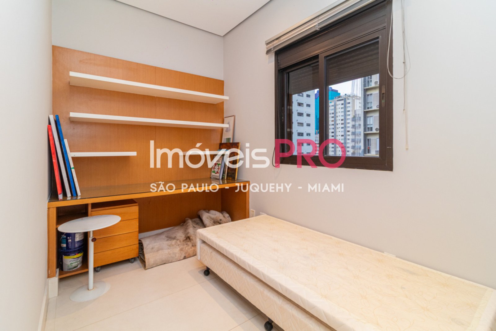 Foto :: https://assets.imoveispro.com.br/thumb/IP40331/apartamento-venda-moema_IP40331_65_1920x1080.jpg?