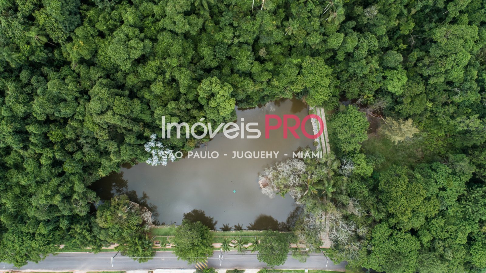 Foto :: https://assets.imoveispro.com.br/thumb/IP40333/condominio-venda-granja-viana_IP40333_59_1920x1080.jpg?