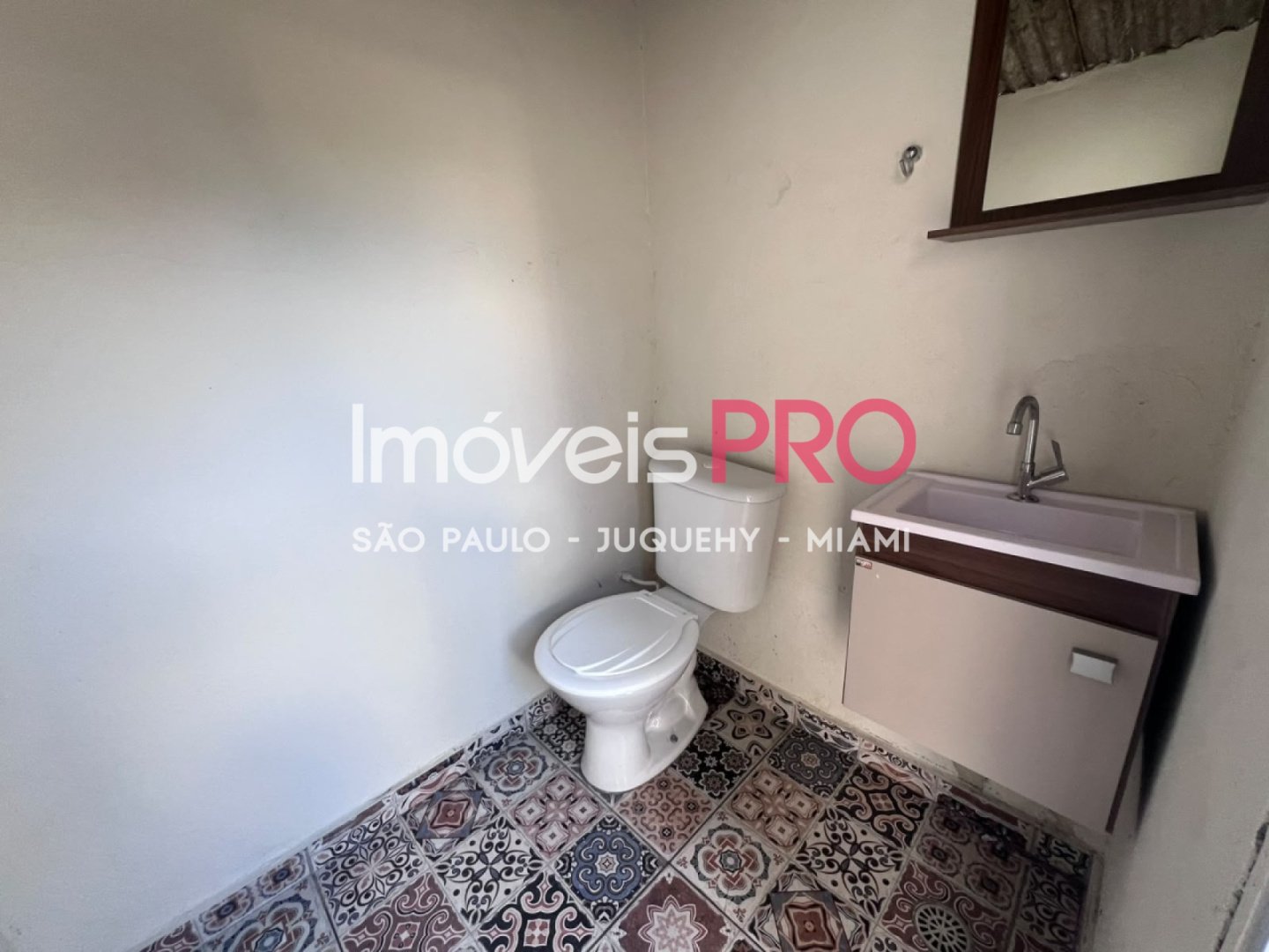 Foto :: https://assets.imoveispro.com.br/thumb/IP40339/predio-venda-liberdade_IP40339_11_1920x1080.jpg?