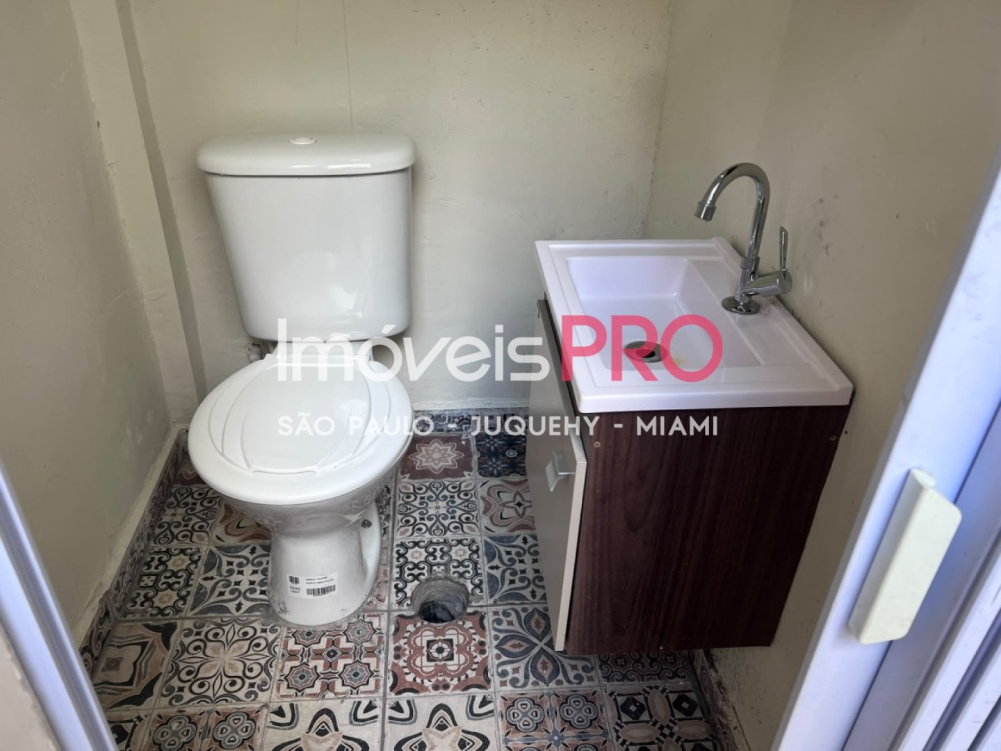 Foto :: IP40339