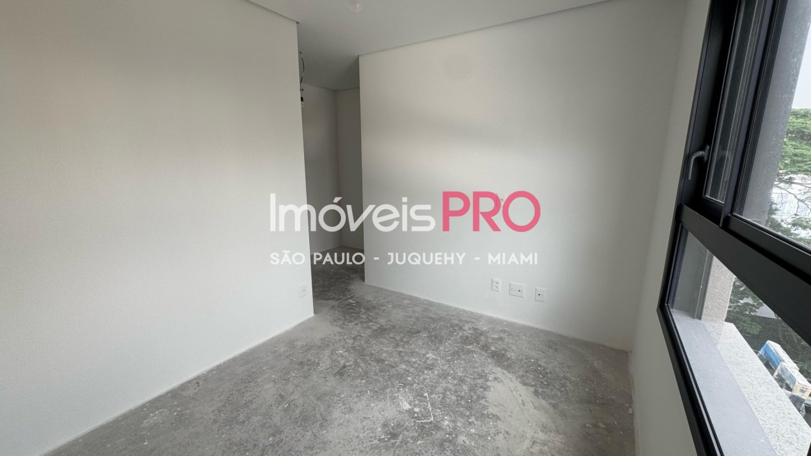 Foto :: IP40344