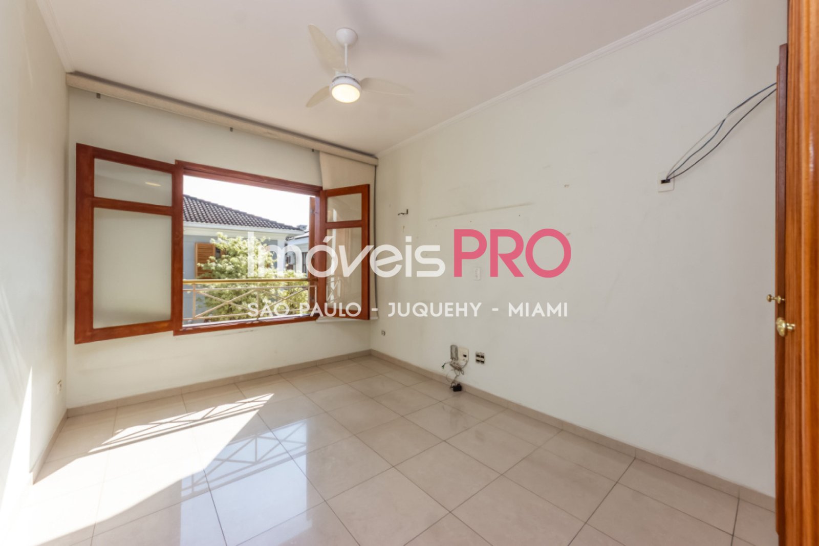 Foto :: https://assets.imoveispro.com.br/thumb/IP40355/condominio-venda-jardim-cordeiro_IP40355_95_1920x1080.jpg?