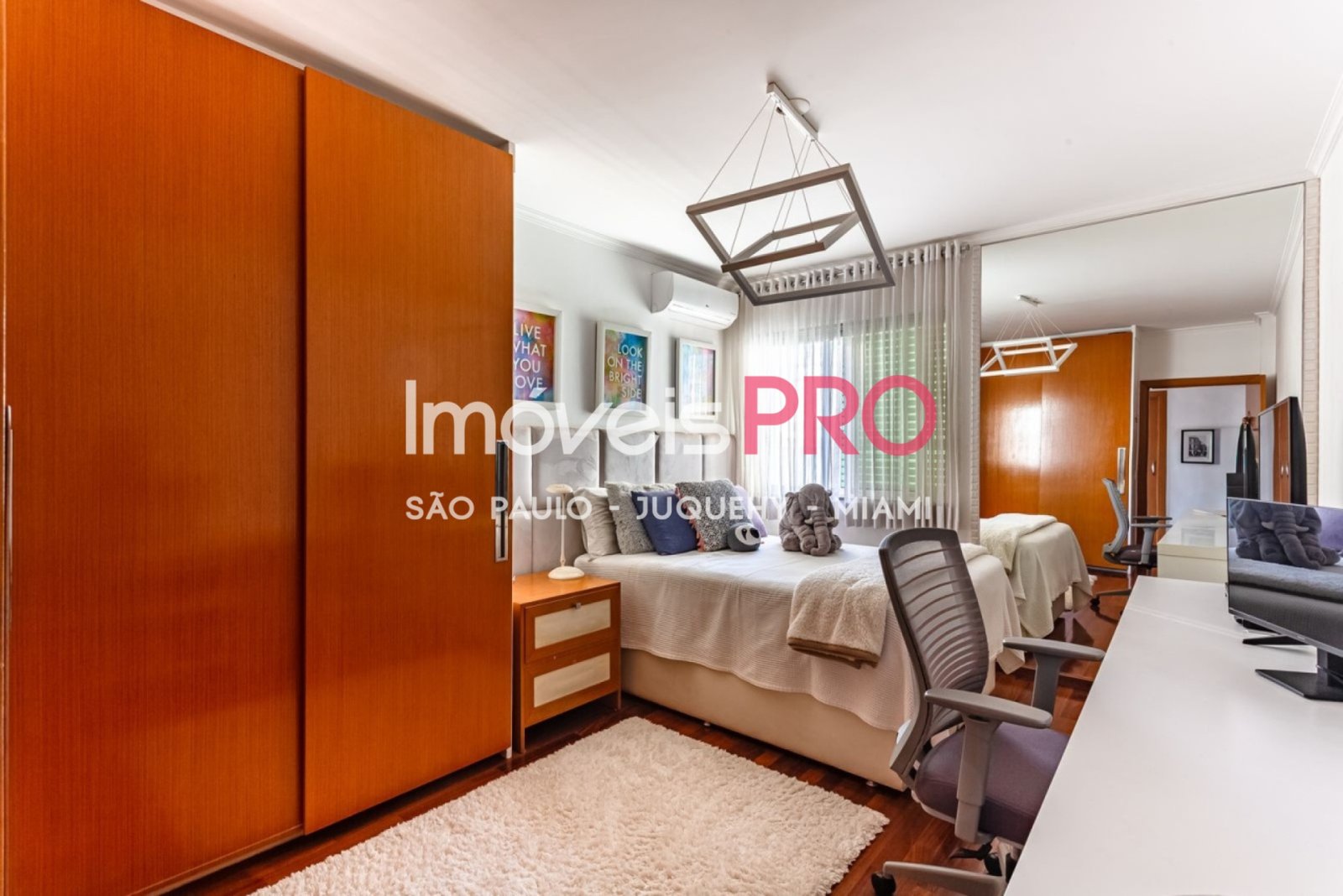 Foto :: IP40358