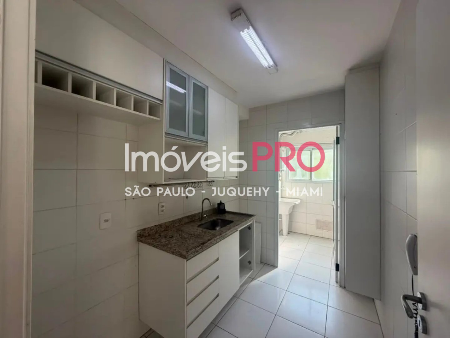 Foto :: IP40361