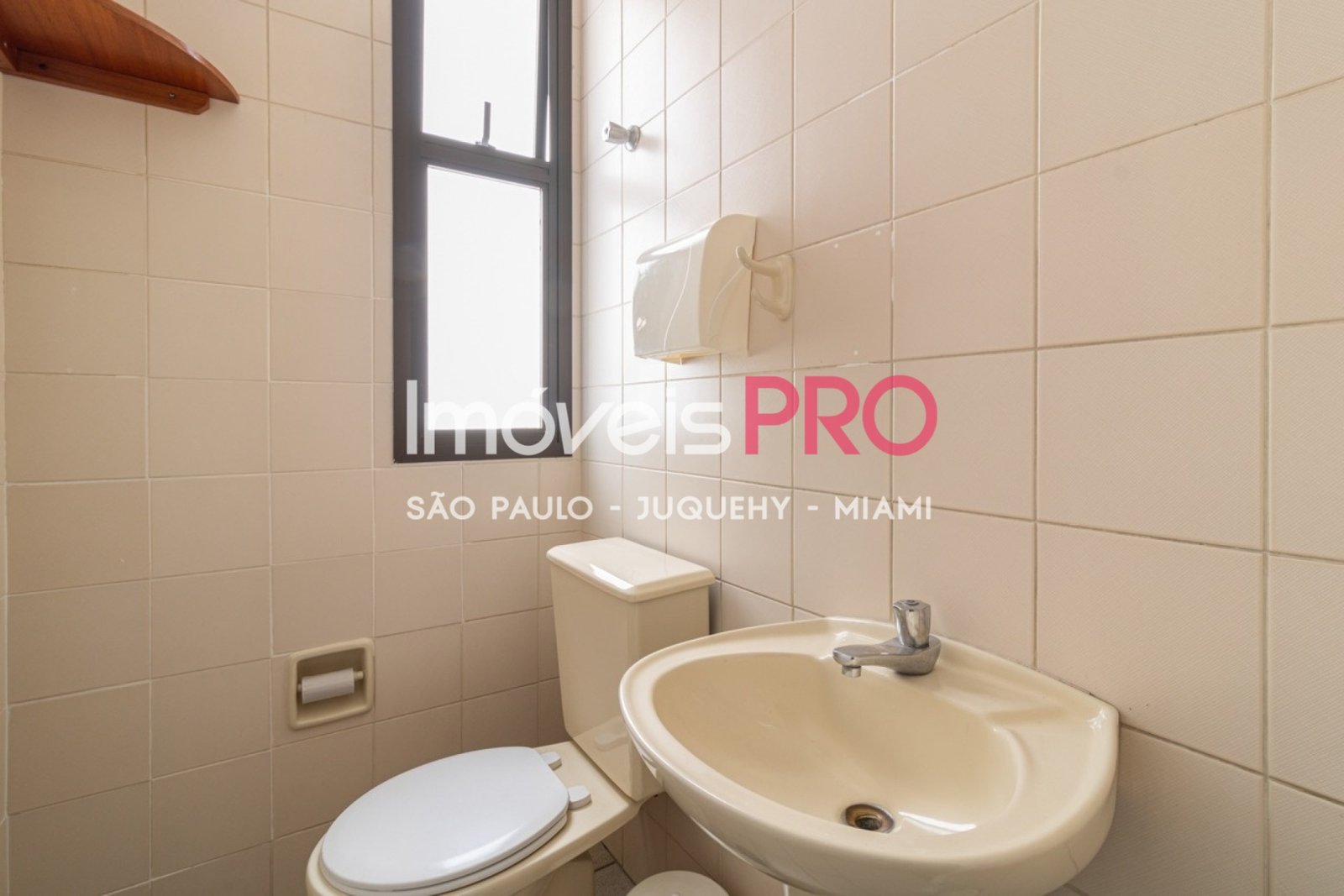Foto :: https://assets.imoveispro.com.br/thumb/IP40378/conj-comercial-venda-campo-belo_IP40378_17_1920x1080.jpg?