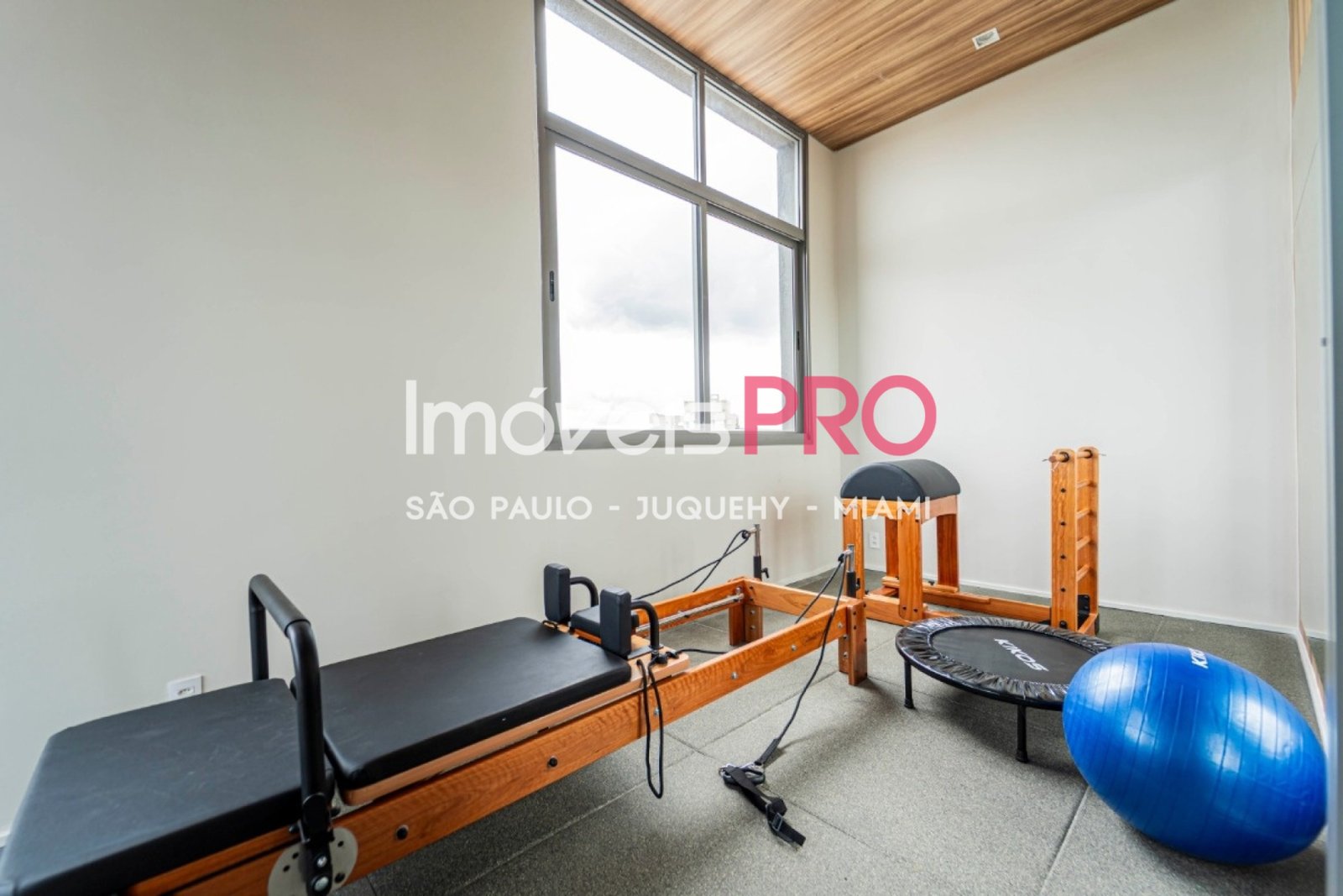 Foto :: https://assets.imoveispro.com.br/thumb/IP40392/apartamento-venda-vila-mascote_IP40392_29_1920x1080.jpg?