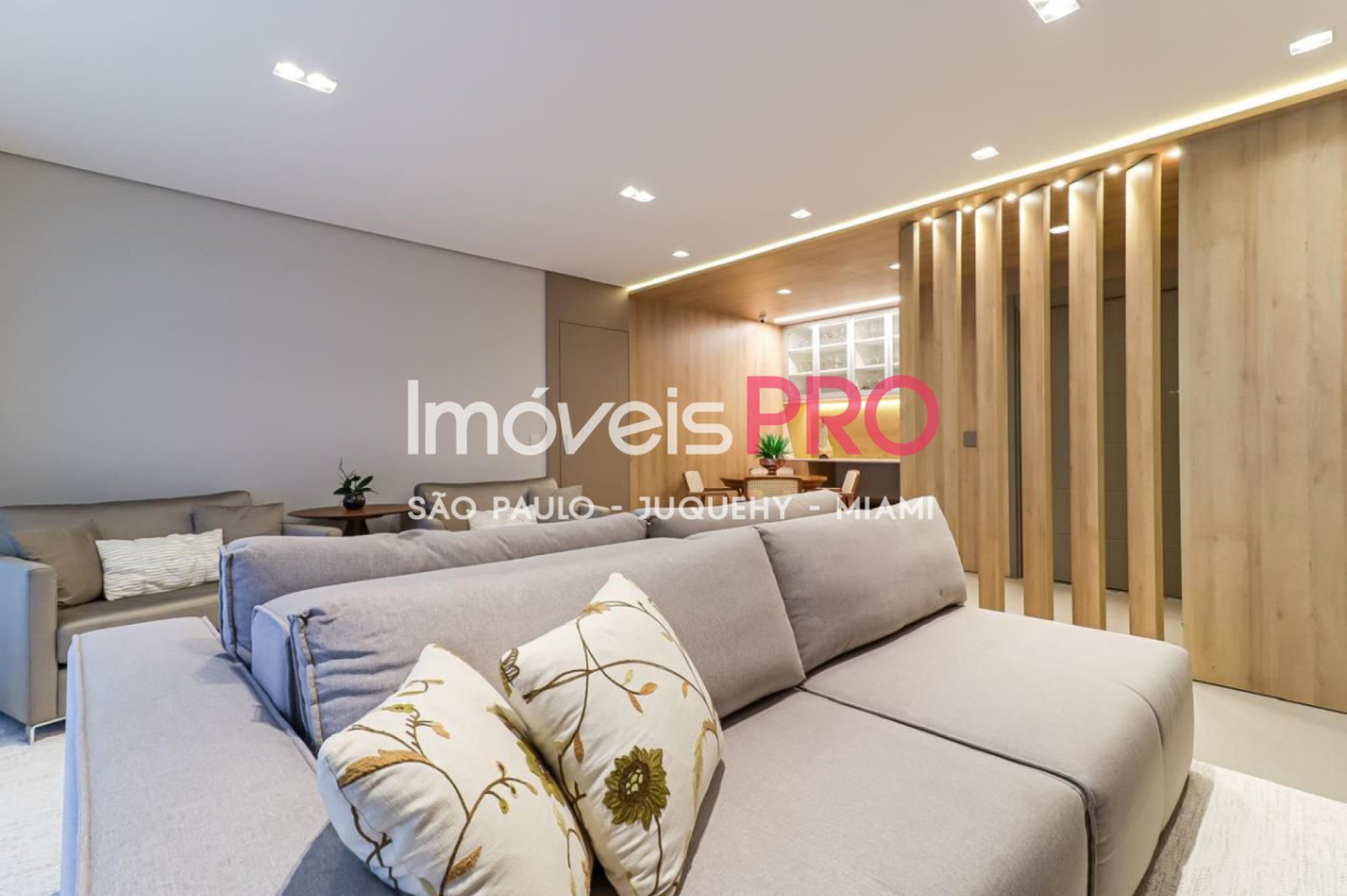 Foto :: IP40396