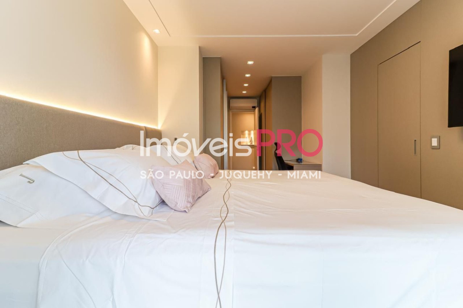 Foto :: IP40396