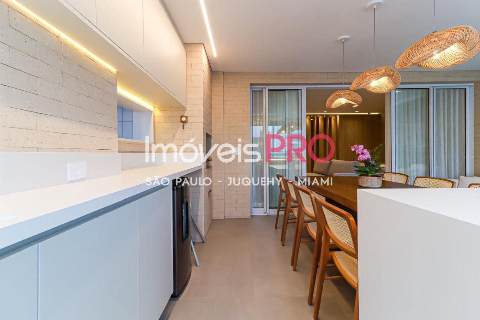 Foto :: https://assets.imoveispro.com.br/thumb/IP40396/apartamento-venda-vila-mascote_IP40396_23_1920x1080.jpg?
