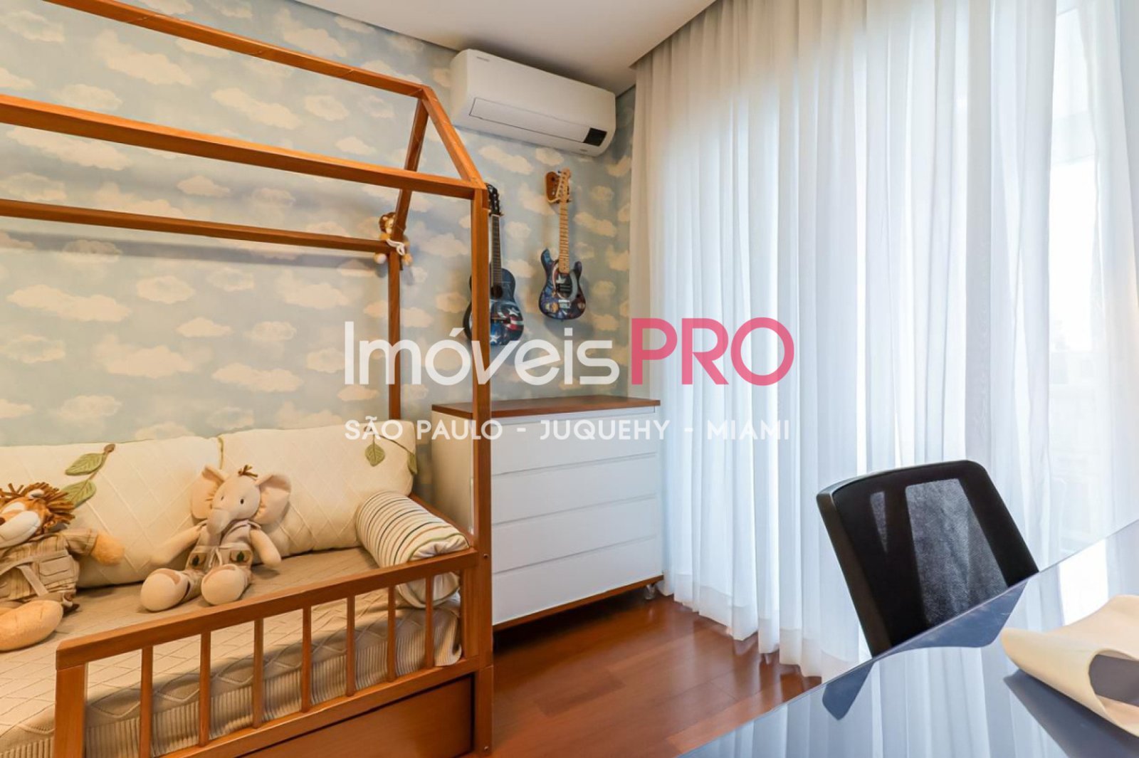 Foto :: https://assets.imoveispro.com.br/thumb/IP40396/apartamento-venda-vila-mascote_IP40396_29_1920x1080.jpg?