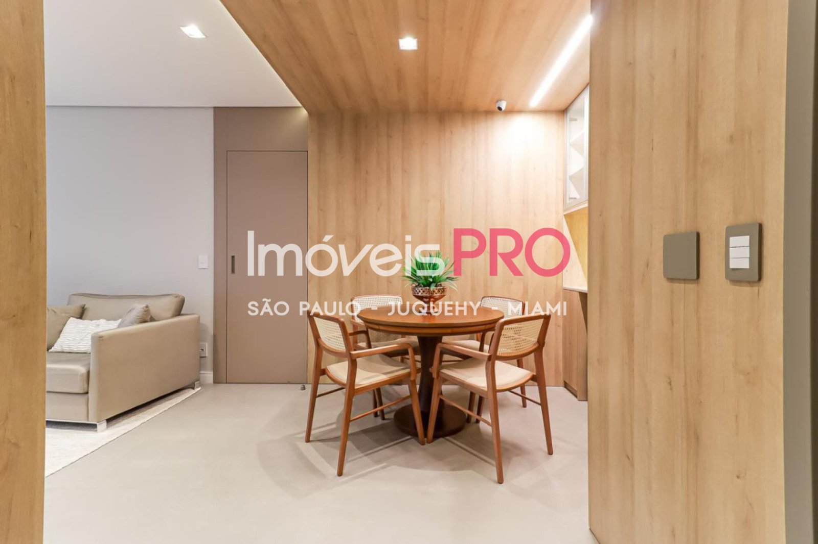 Foto :: https://assets.imoveispro.com.br/thumb/IP40396/apartamento-venda-vila-mascote_IP40396_35_1920x1080.jpg?