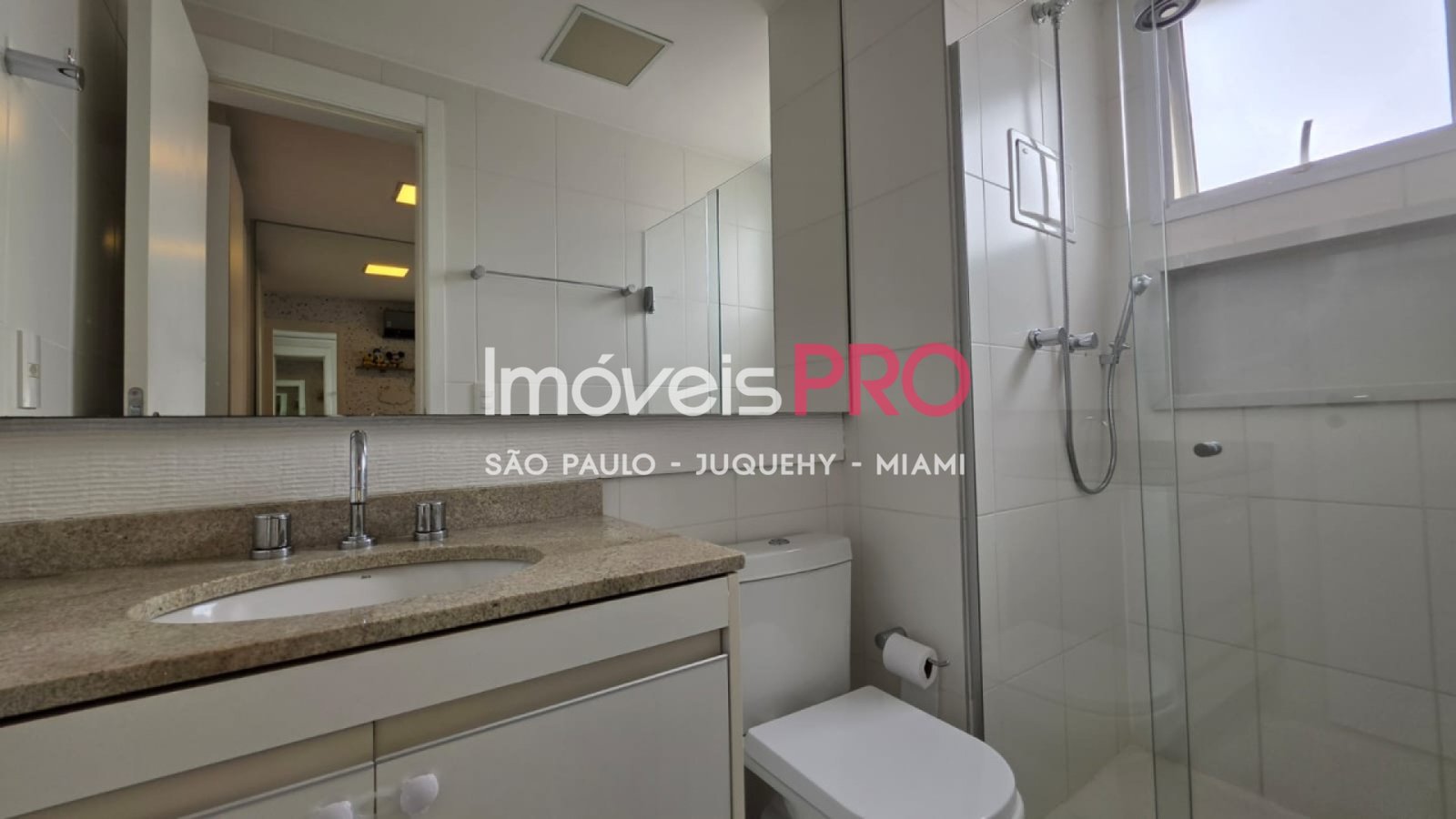 Foto :: IP40397