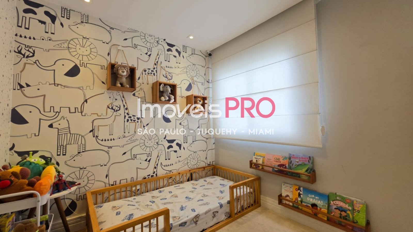 Foto :: IP40397