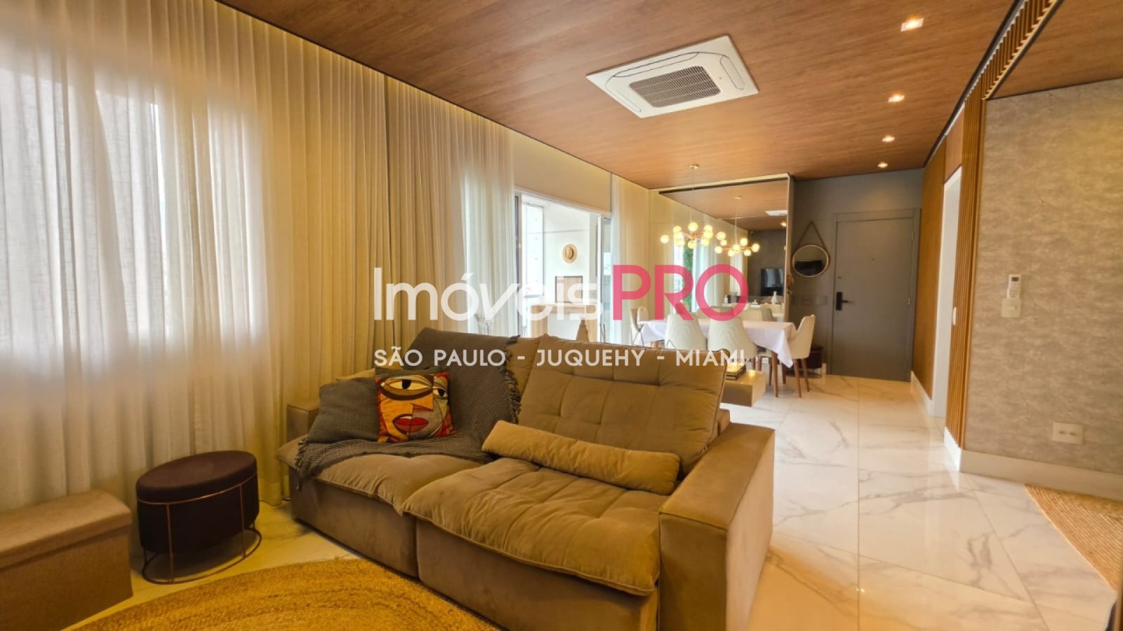 Foto :: IP40397