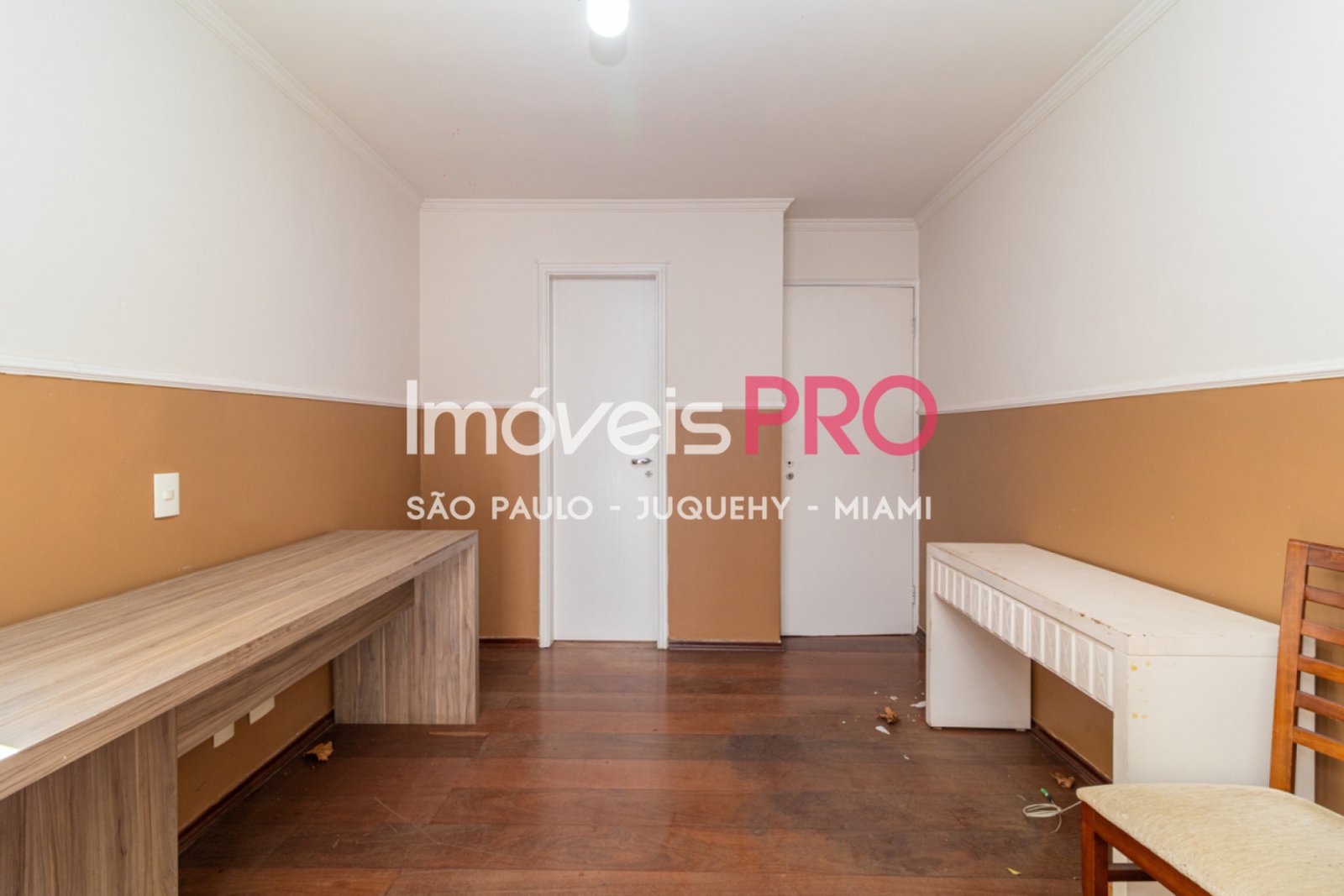 Foto :: IP40399