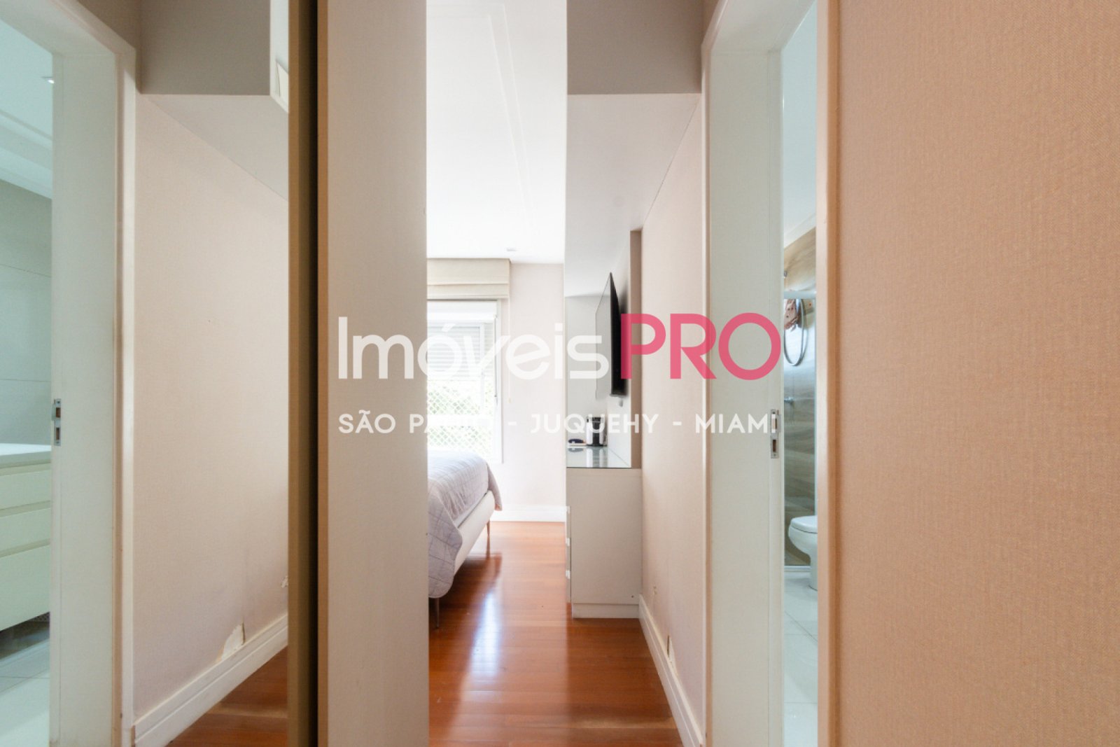 Foto :: IP40406