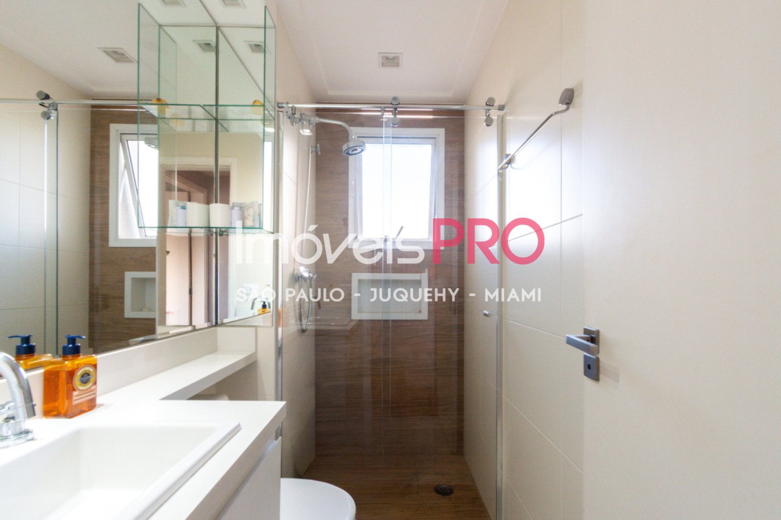 Foto :: https://assets.imoveispro.com.br/thumb/IP40406/apartamento-venda-brooklin_IP40406_29_1920x1080.jpg?