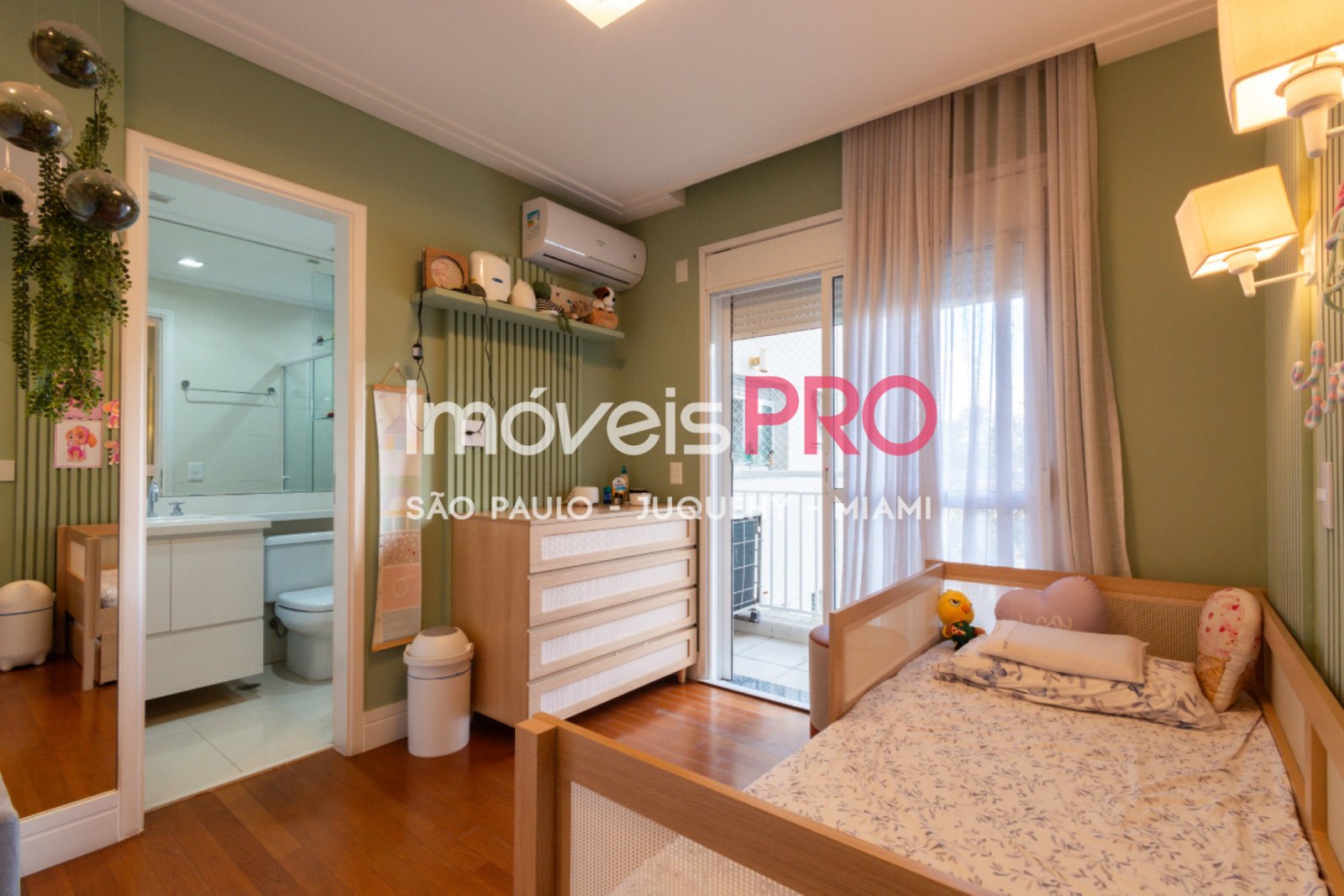 Foto :: IP40406