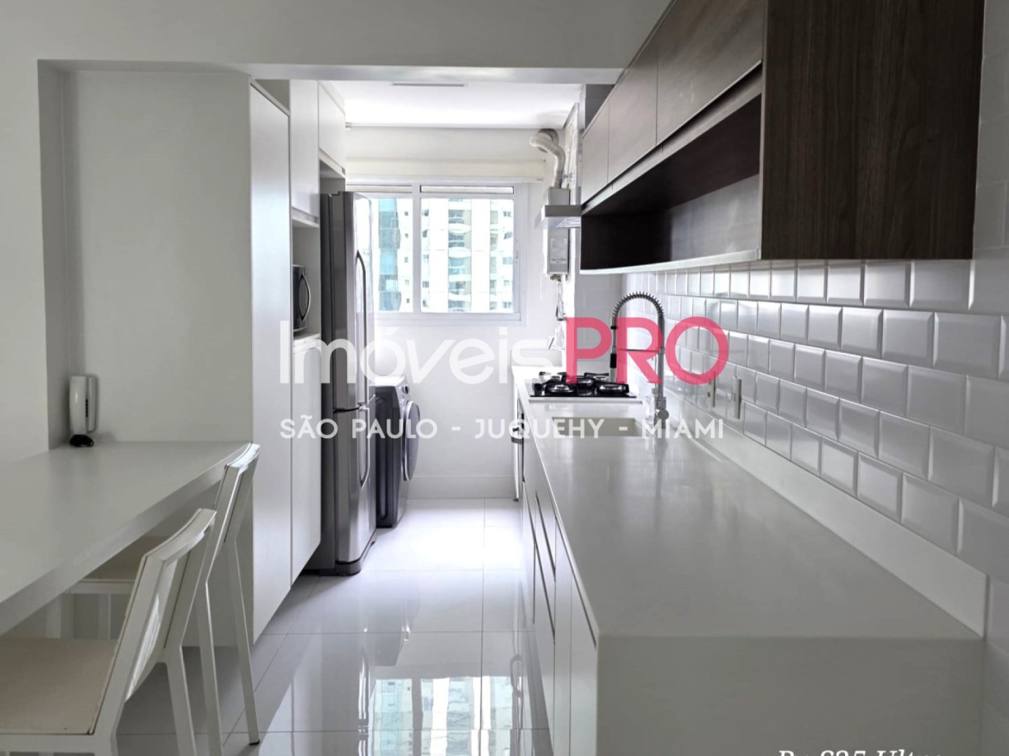 Foto :: IP40416